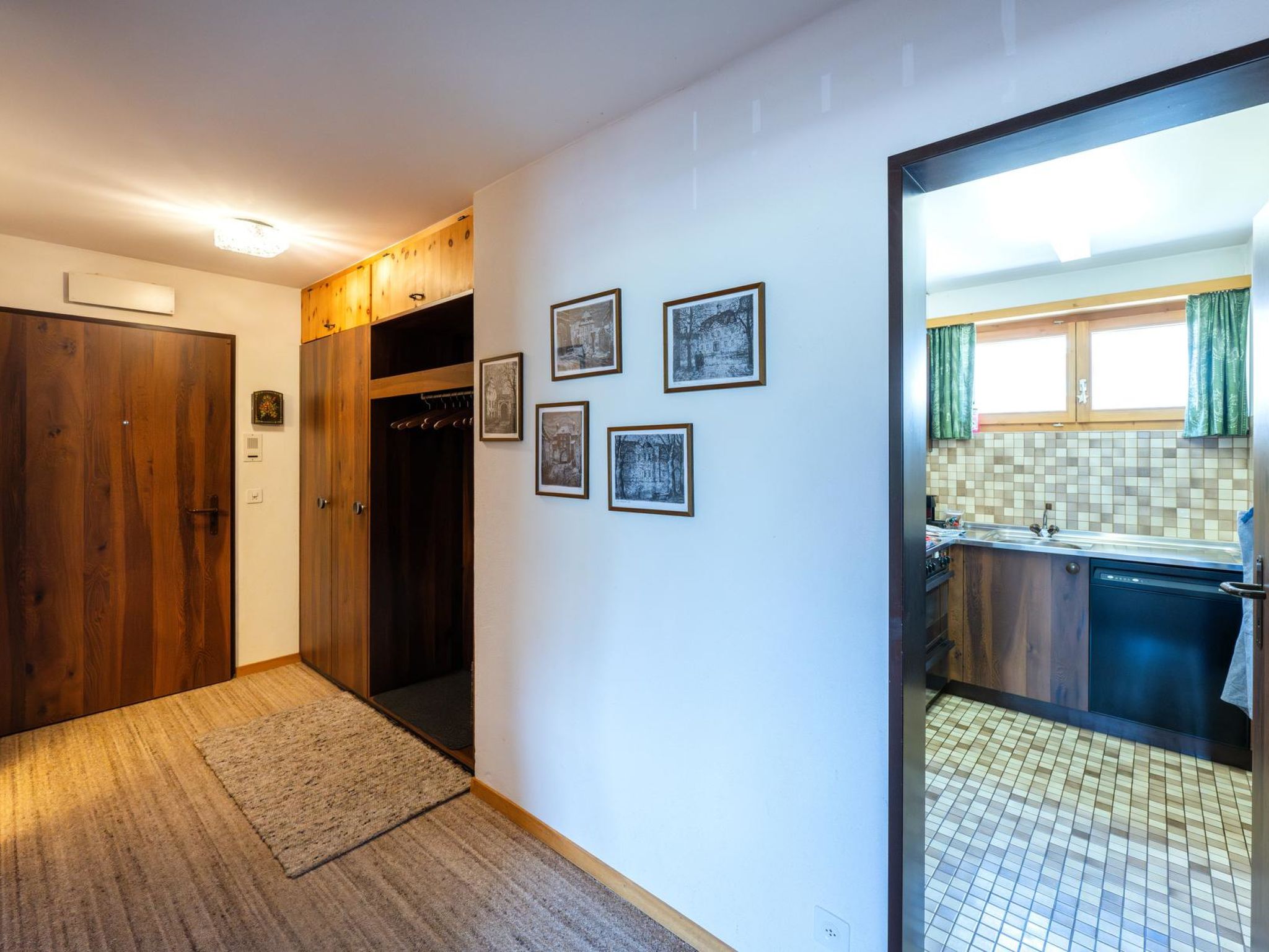 Eden D4 2½-Zimmerwohnung - Drinnen