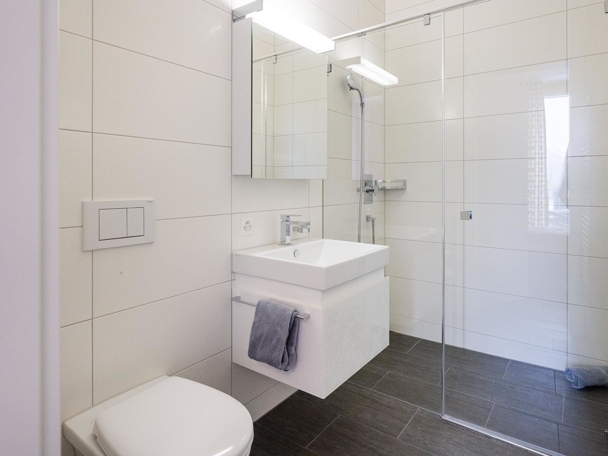 Photo of Scarlett Suot 63 Appartement/Fewo, Dusche oder Bad, WC 4-Zimmerwohnung