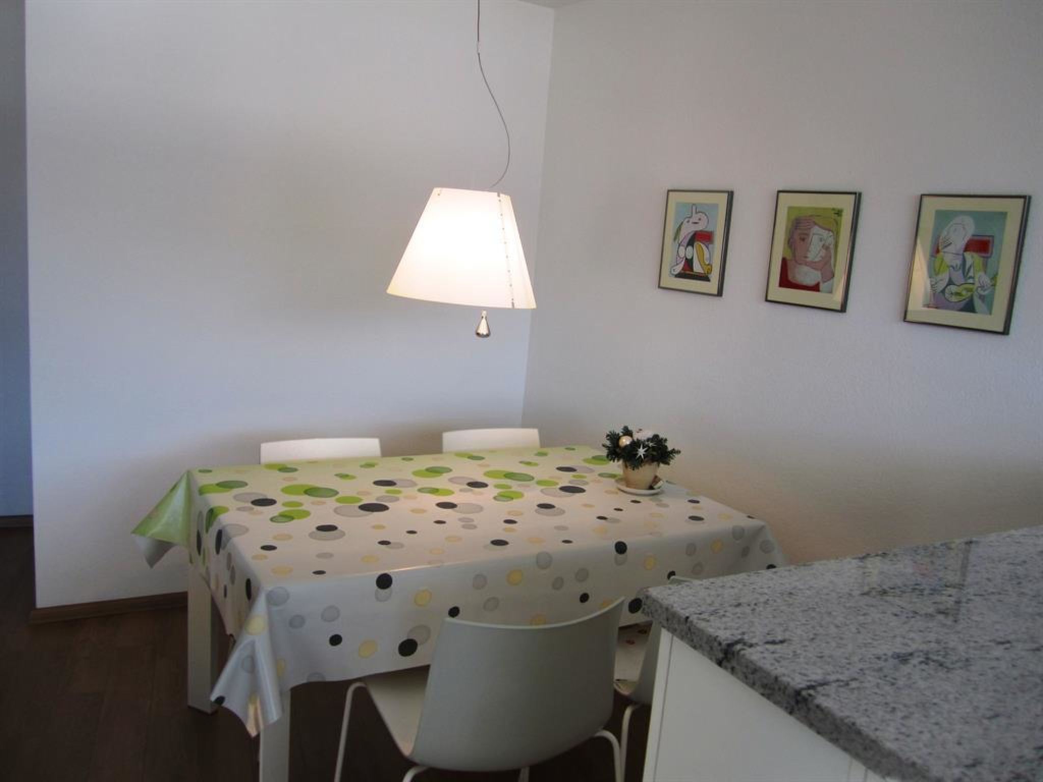 Photo of 2 1/2-Zimmerwohnung