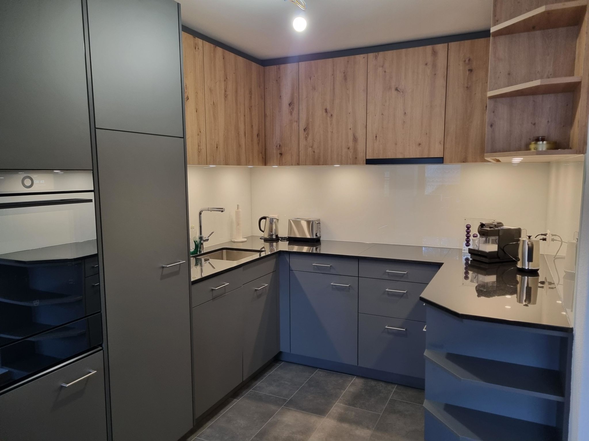 Photo of Skistrasse 8B Appartement/Fewo, Dusche oder Bad, WC 3½-Zimmerwohnung