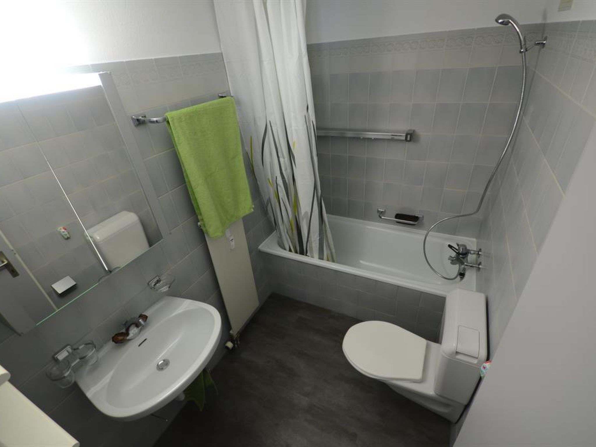 Photo of Touring 308 Appartement/Fewo, Dusche oder Bad, WC 2-Zimmerwohnung