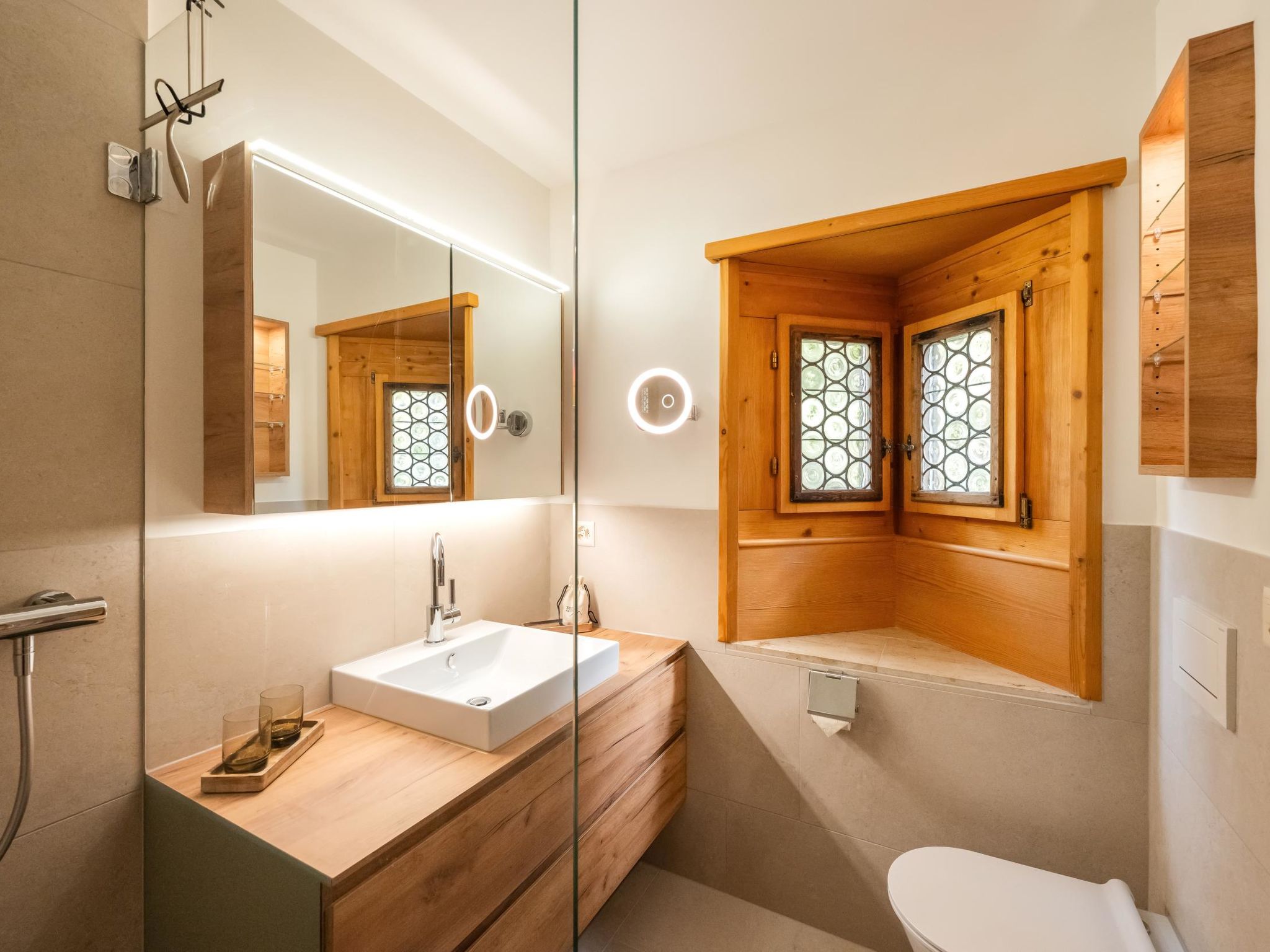 Photo of Bündastrasse 22 OG Appartement/Fewo, Dusche oder Bad, WC 6 1/2-Zimmerwohnung