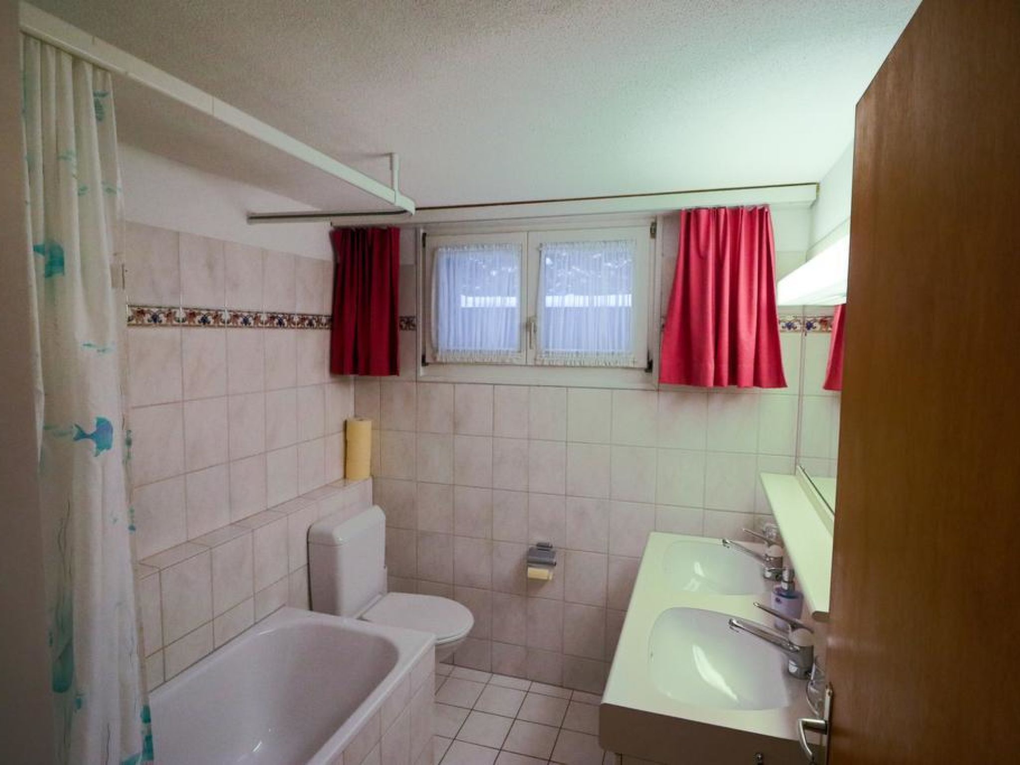 Photo of Casa Berger Appartement/Fewo, Dusche oder Bad, WC 3½-Zimmerwohnung