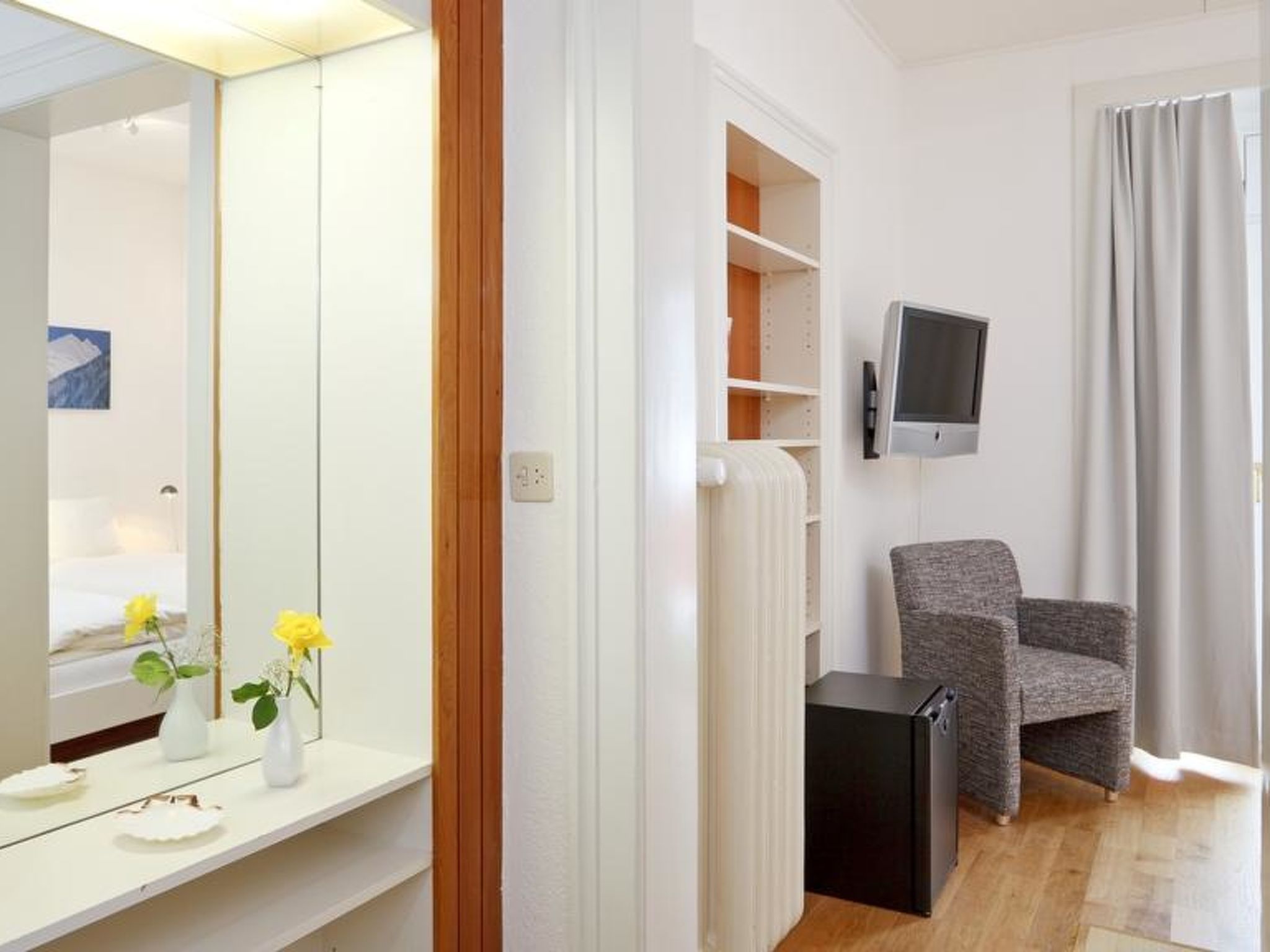 Photo of Ferienwohnung Hotel National Appartement/Fewo, Dusche oder Bad, WC