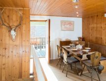 Ruim chalet in Schmitten voor 10 personen, direct aan skipiste en bergmeer - thumbnail 2