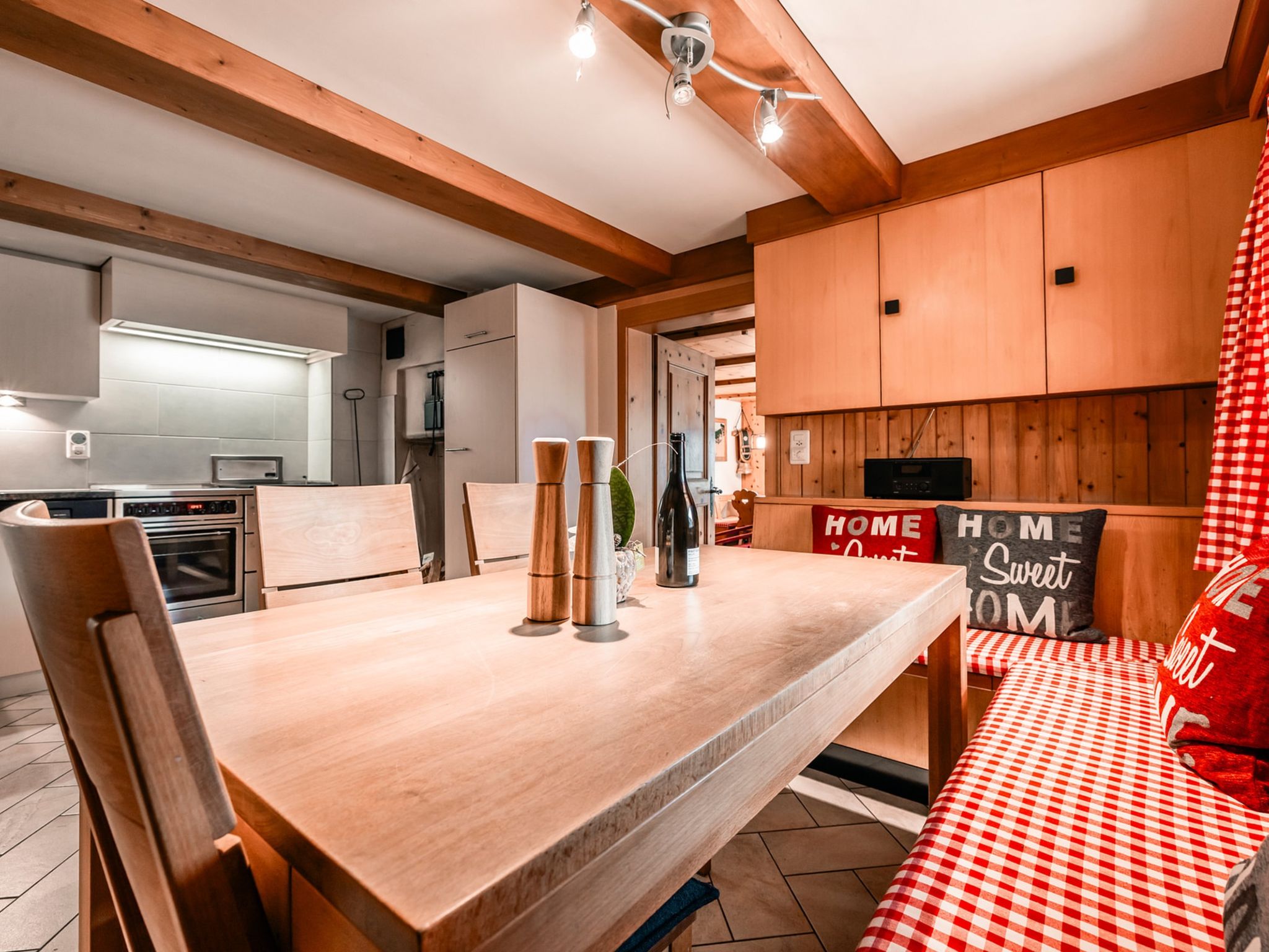 Casa Marie, (Malans). 4.5-Zimmerwohnung - Image-tags.info