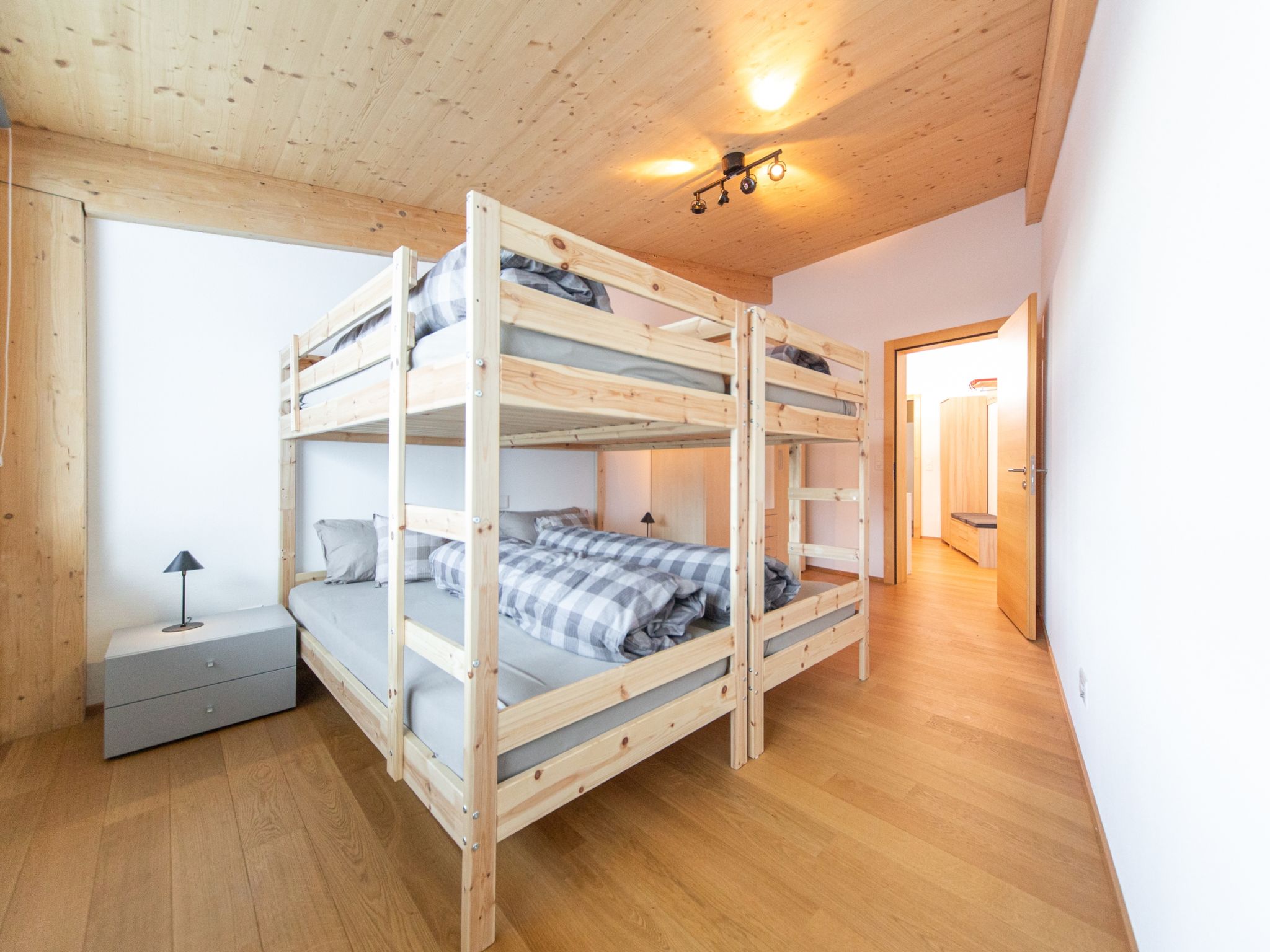 Haus Edelweiss, (Bad Ragaz). 3.5-Zimmerwohnung Enzian - Binnen