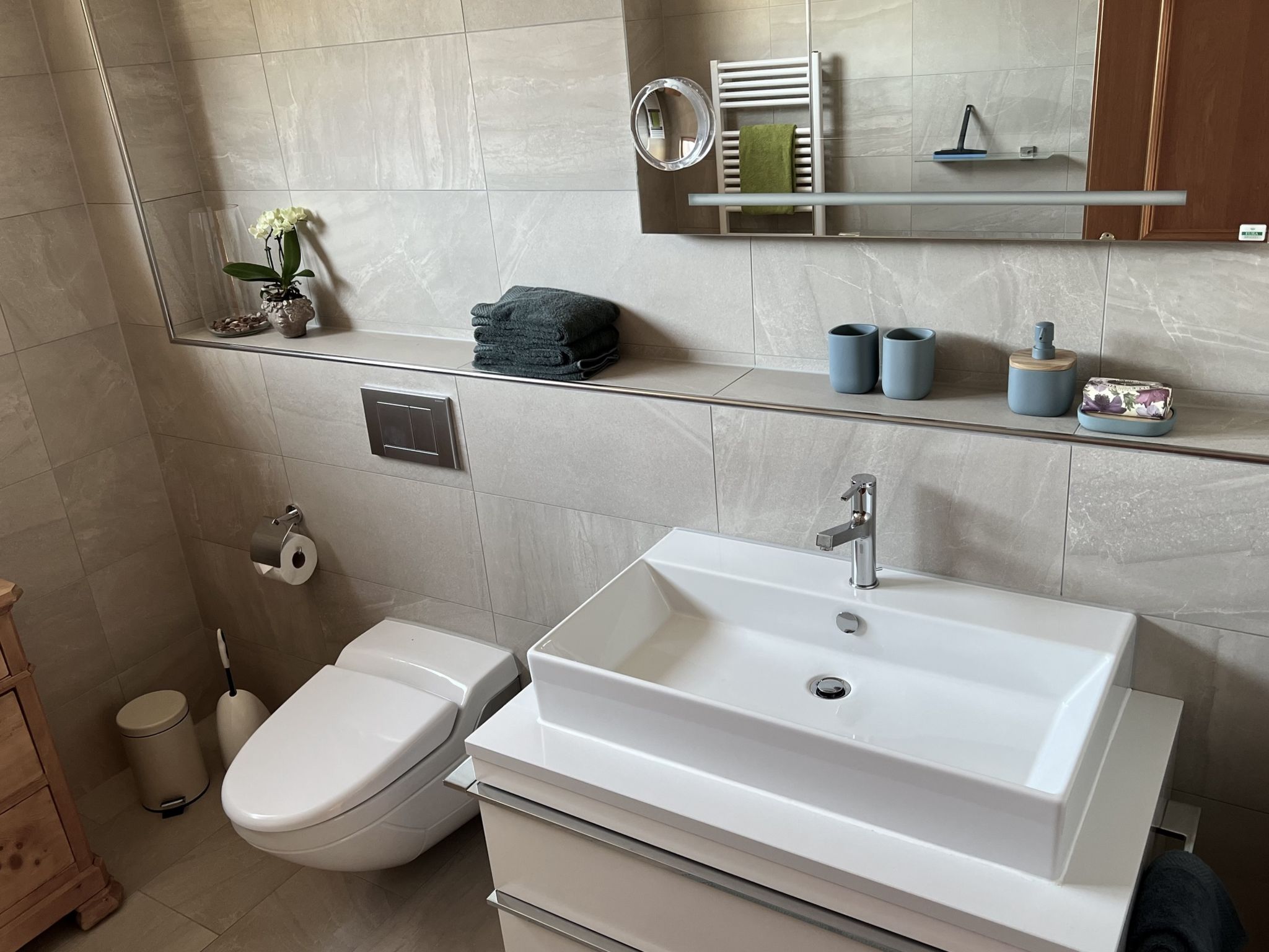 Chriesilöser, (Bad Ragaz). 3.5-Zimmerwohnung - Binnen