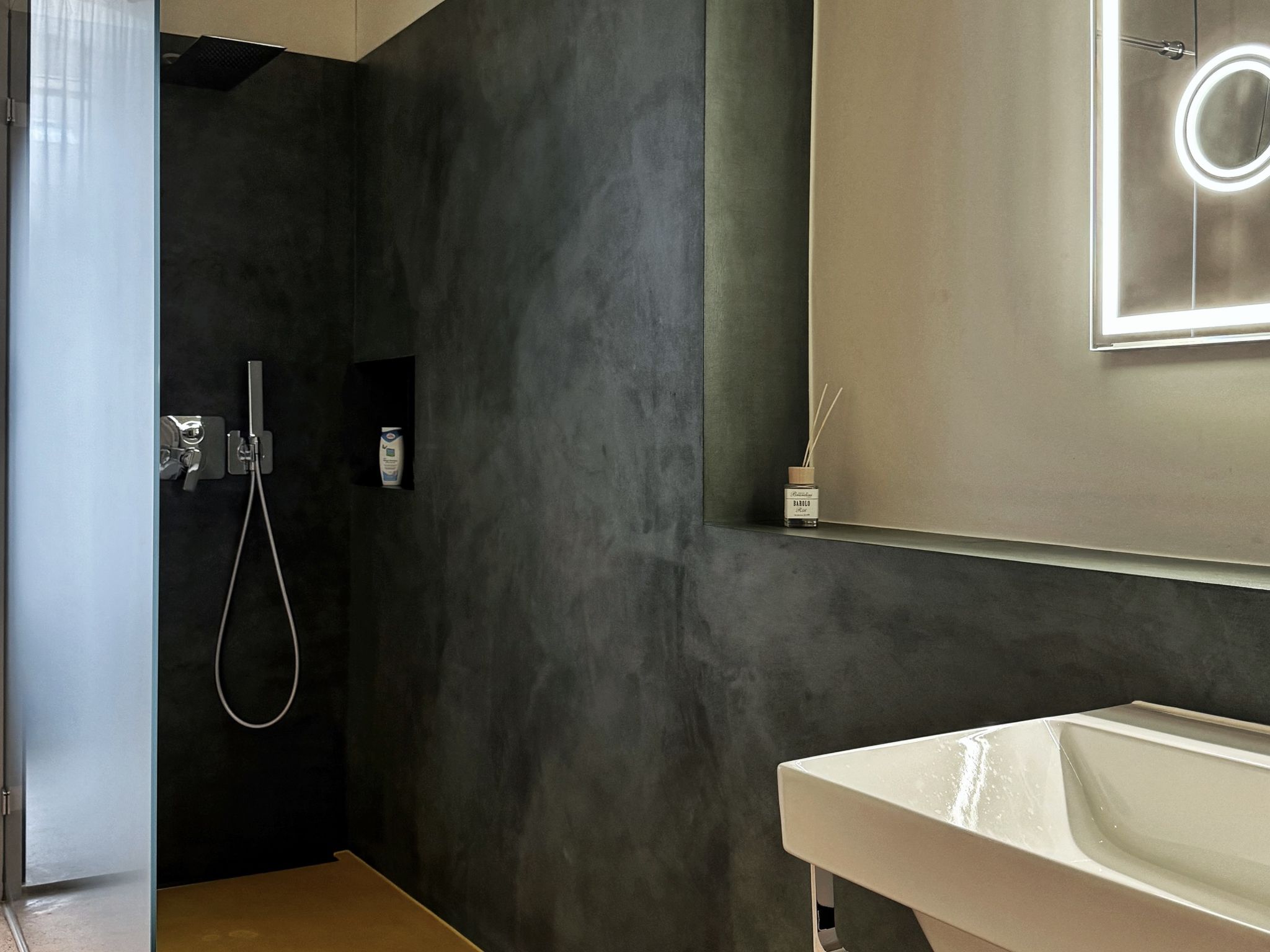 Design Loft - Herrschaftlich, (Mels). Designer Loft - Herrschaftlich - Binnen