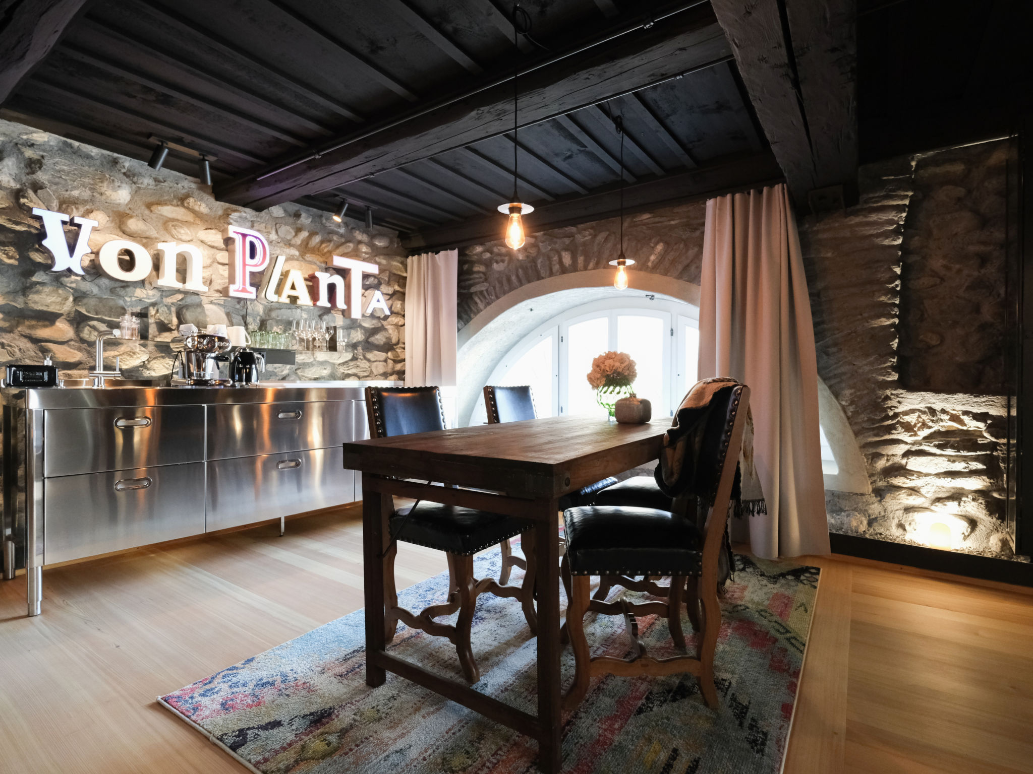 Ferienresidenz von Planta, (Pratval). - Binnen