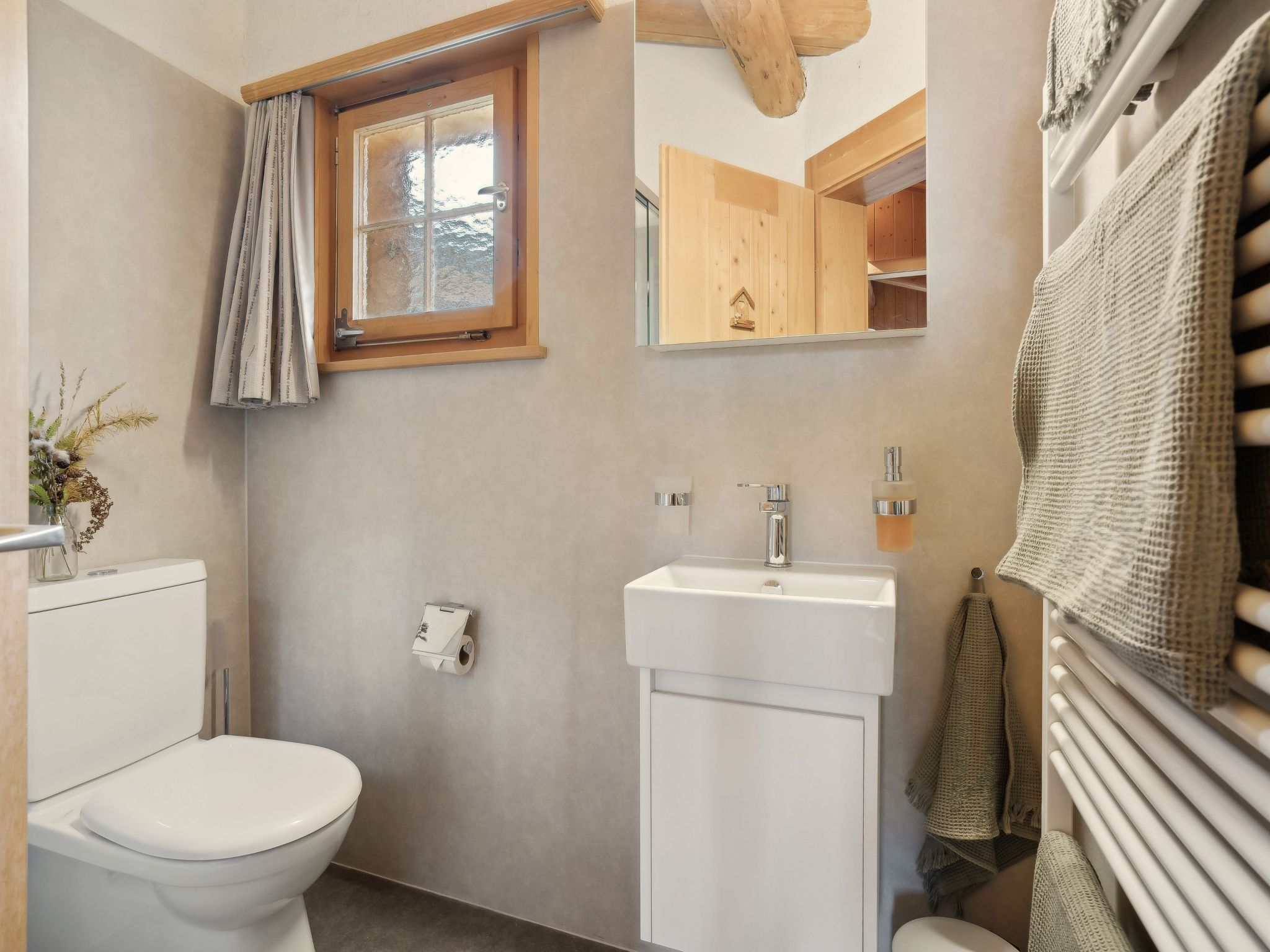 Appartement Maiensäss Stafel 45, (Mutten), – Salle de bains, photo 26 sur 28
