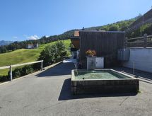 Knus chalet voor 2 in Dalin, met terras en bergzicht - thumbnail 4
