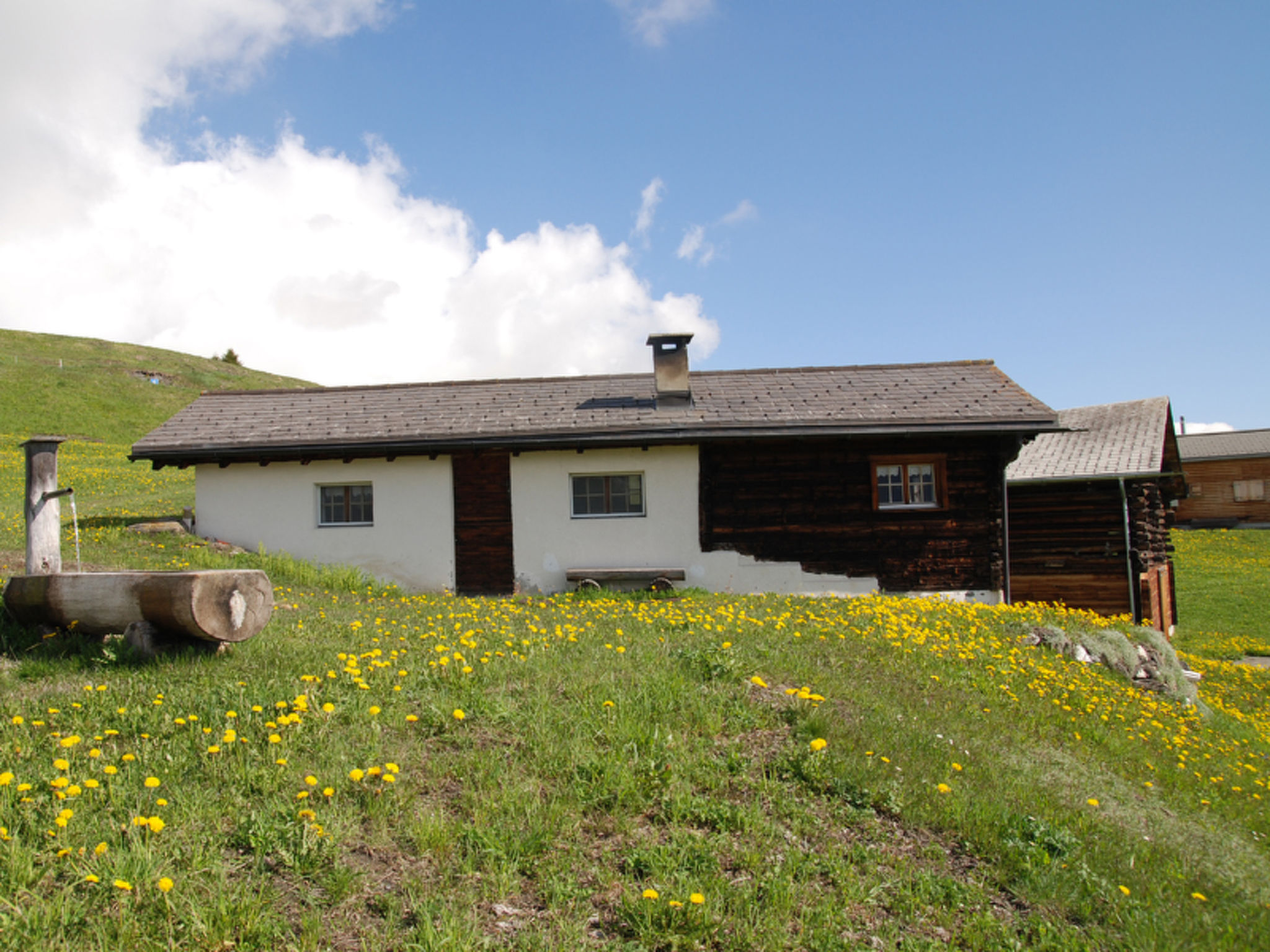 Maiensäss Casaritsch, (Urmein).