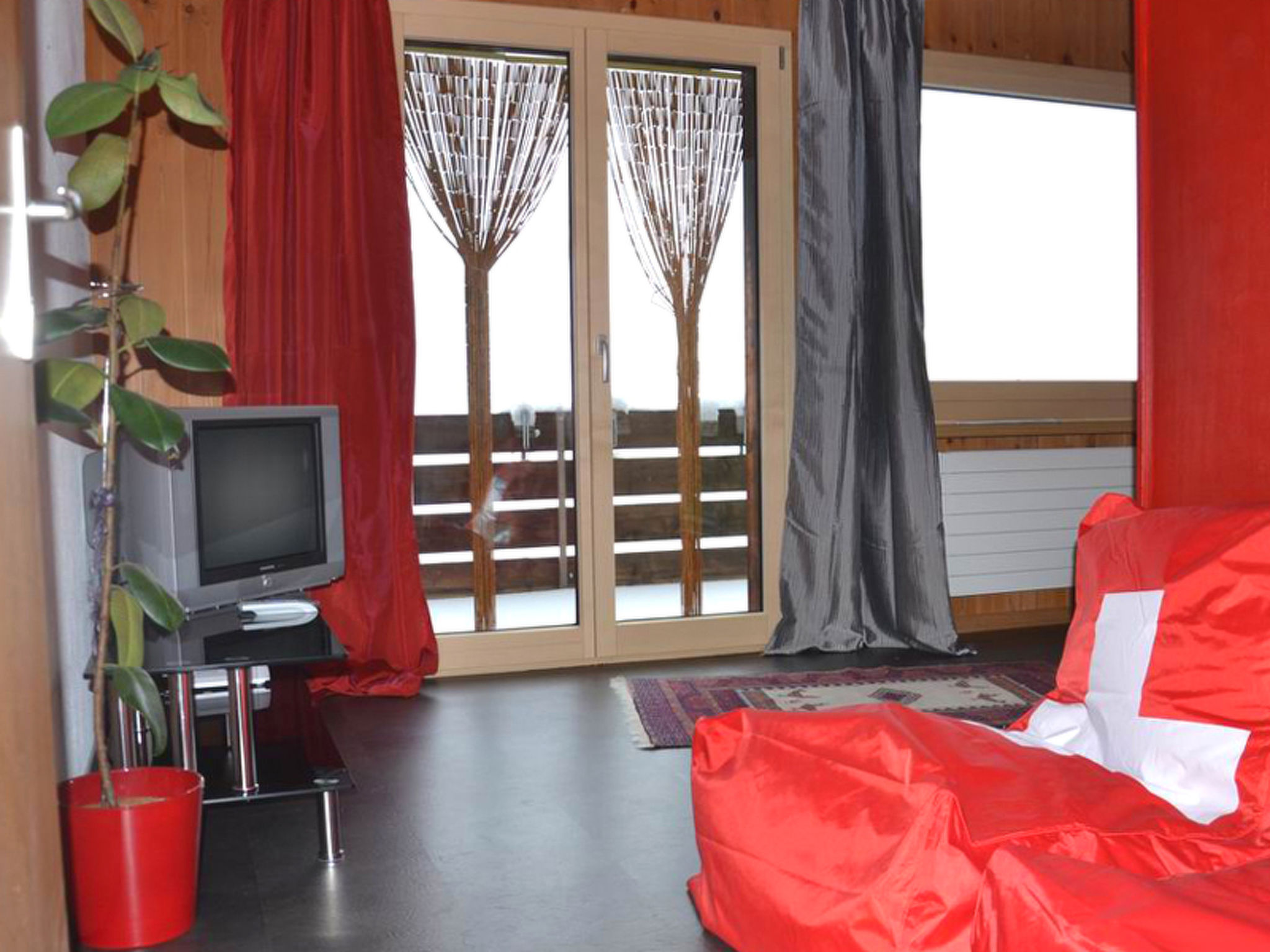 Wohnung Hof Coms, (Urmein). - Binnen