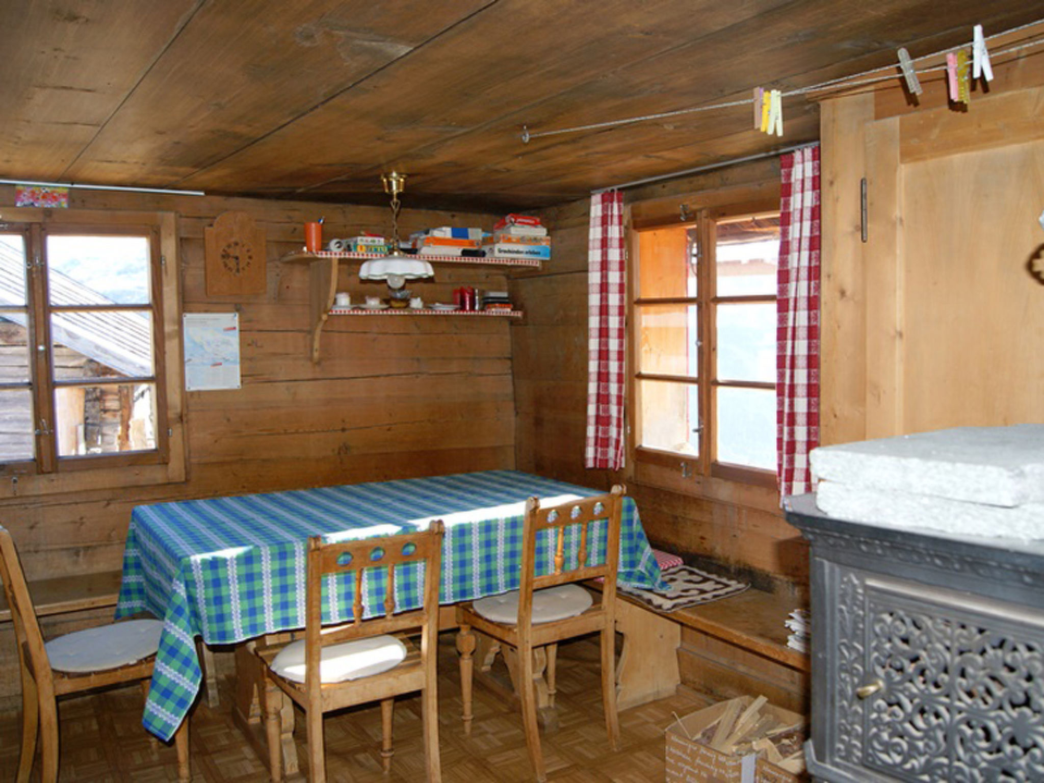 Maiensäss Dros, (Mathon). - Binnen