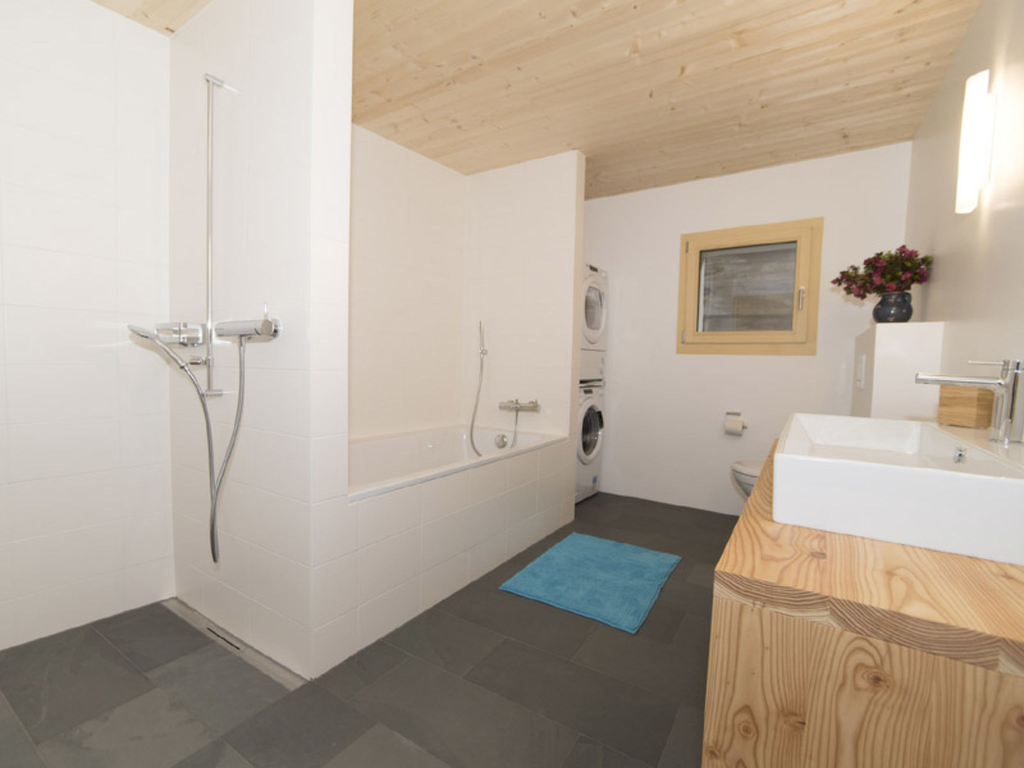 Haus La Grobla, (Donat). - Binnen