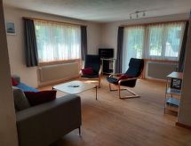 Ruim chalet voor 8 personen met terras in Splügen, inclusief internet - thumbnail 6
