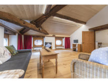Knus appartement in Splügen met uitzicht op de Zwitserse Alpen - thumbnail 5