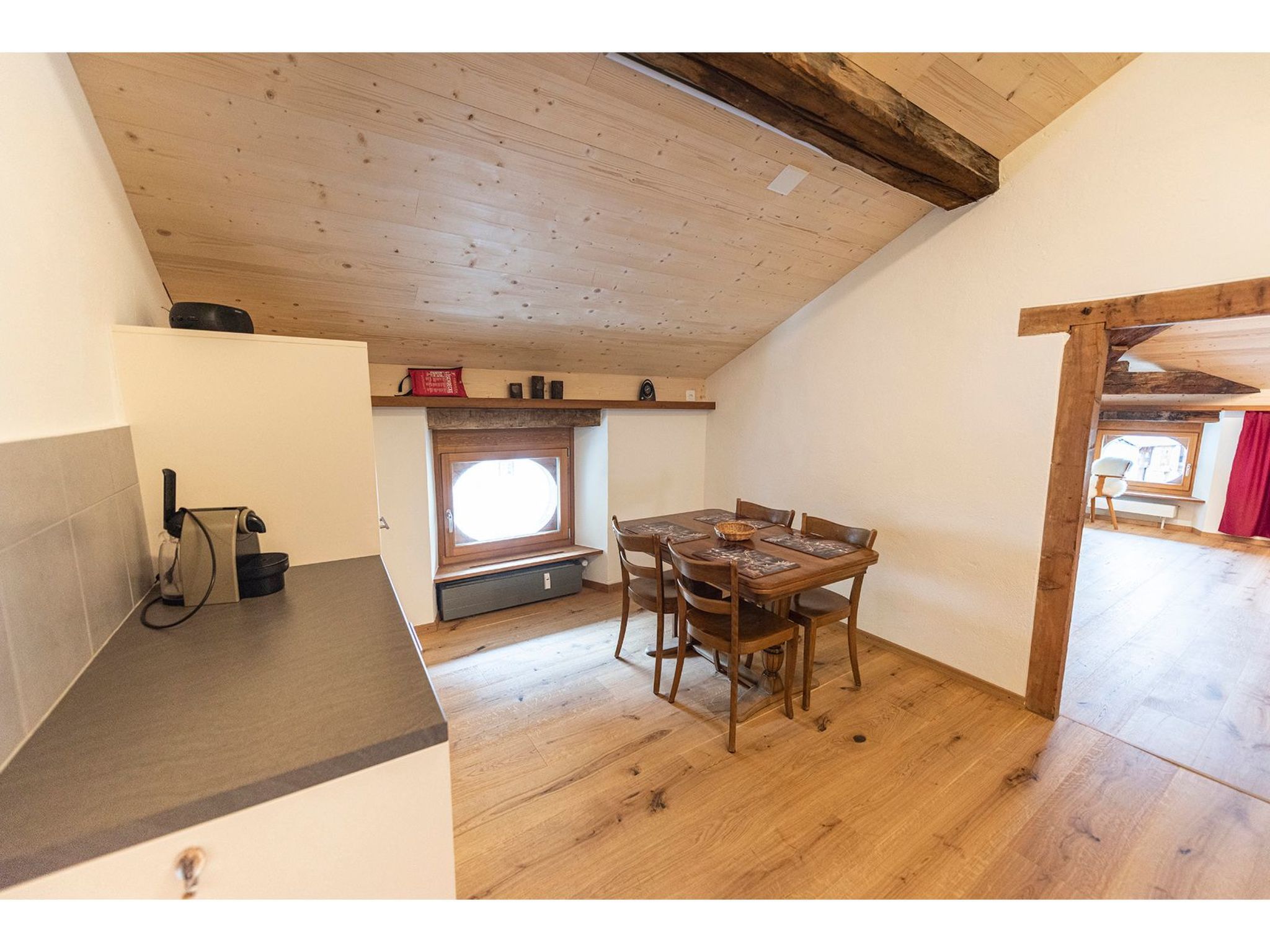 Appartement Wohnung von Schorsch, (Splügen), – Cuisine et coin repas, photo 12 sur 14