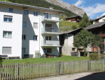 Knus appartement in Splügen met overdekte parkeerplaats, dichtbij de piste - thumbnail 2