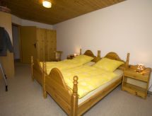 Rustiek appartement met sauna en bergzicht in Splügen - thumbnail 5
