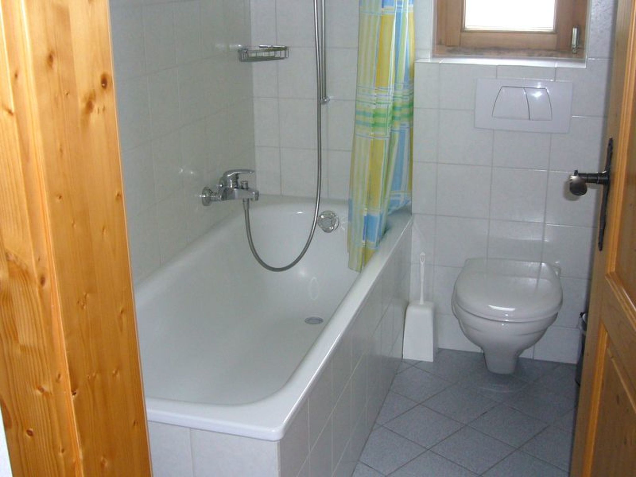 Appartement Ferienwohnungen Teuriblick A&B, (Splügen), – Salle de bains, photo 13 sur 16