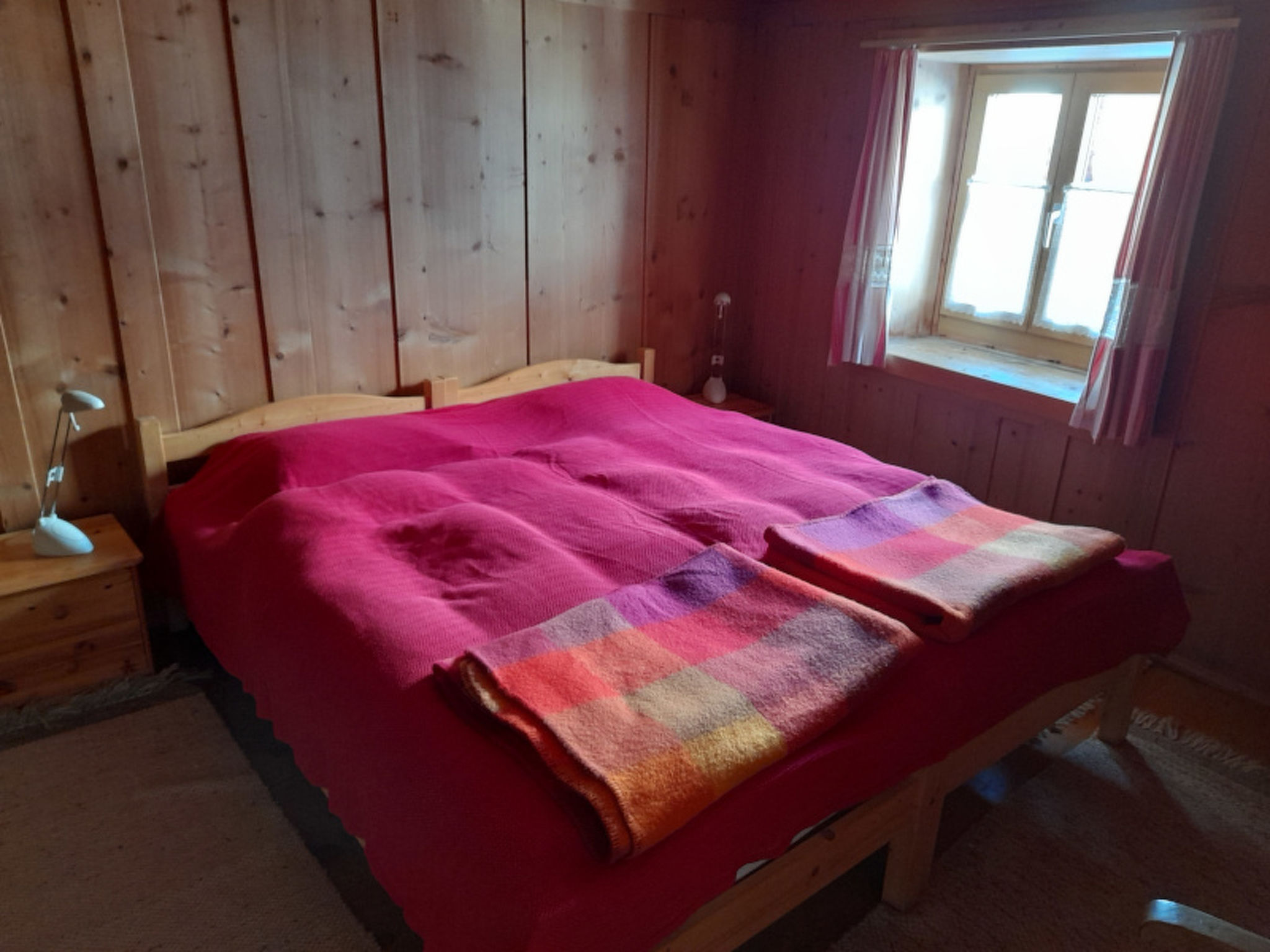 Ferienwohnungen Jörihus A&B, (Medels). - Binnen