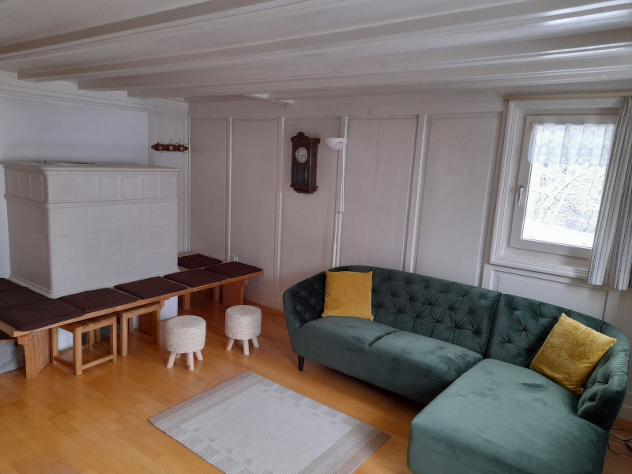 Ferienwohnungen Jörihus A&B, (Medels). - Binnen