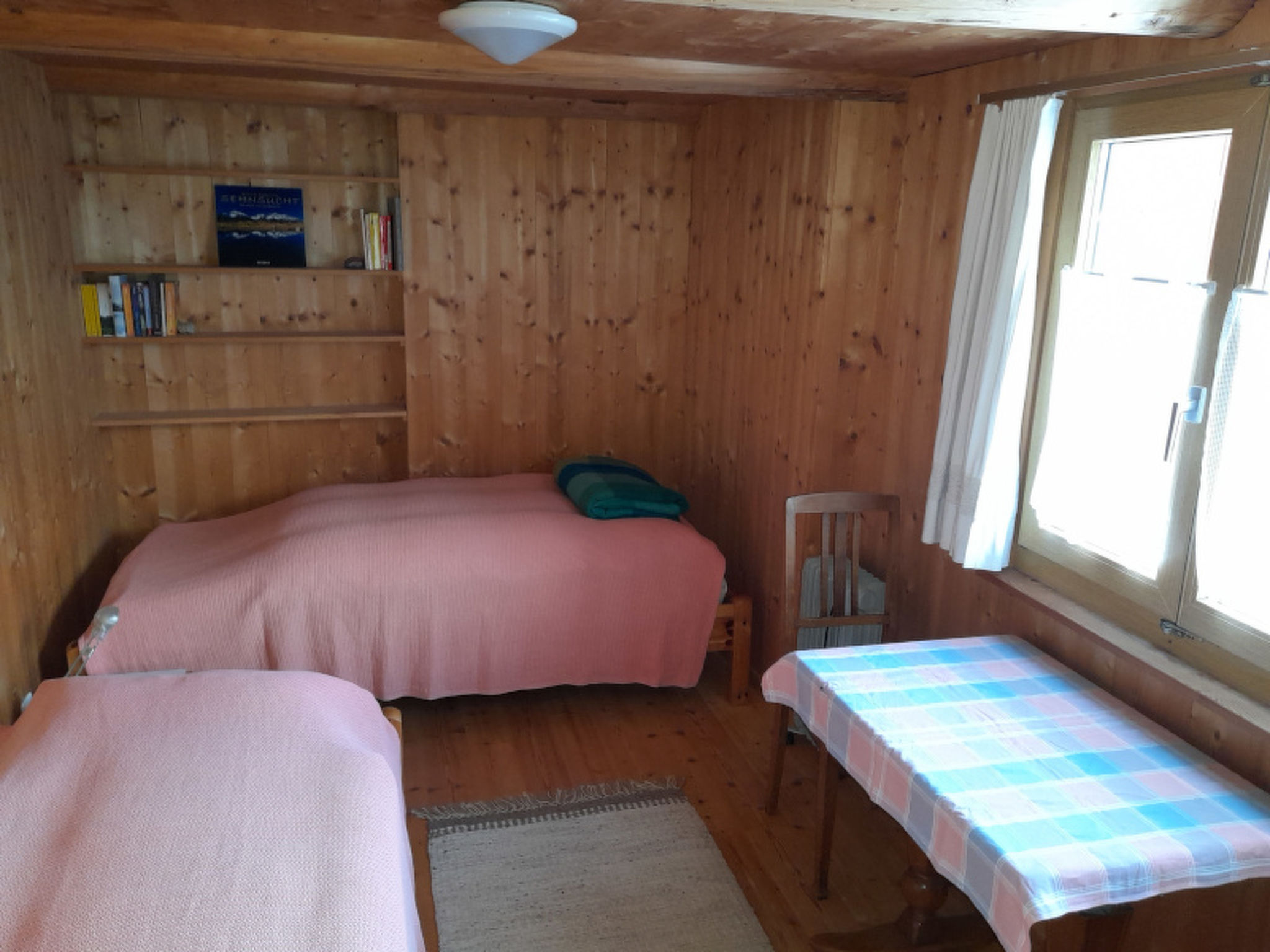 Ferienwohnungen Jörihus A&B, (Medels). - Binnen