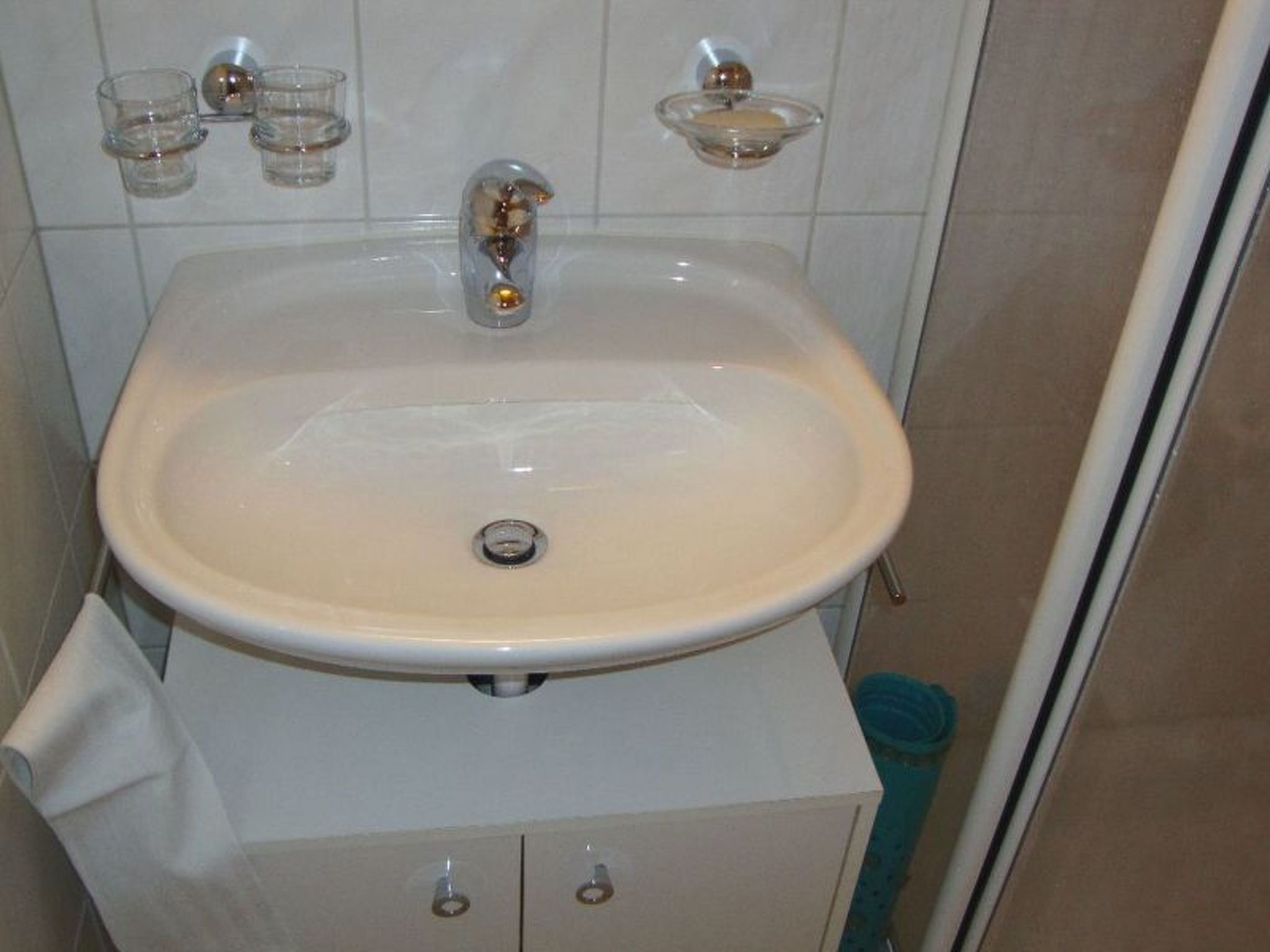 Appartement Ferienwohnungen Jörihus A&B, (Medels), – Salle de bains, photo 8 sur 22