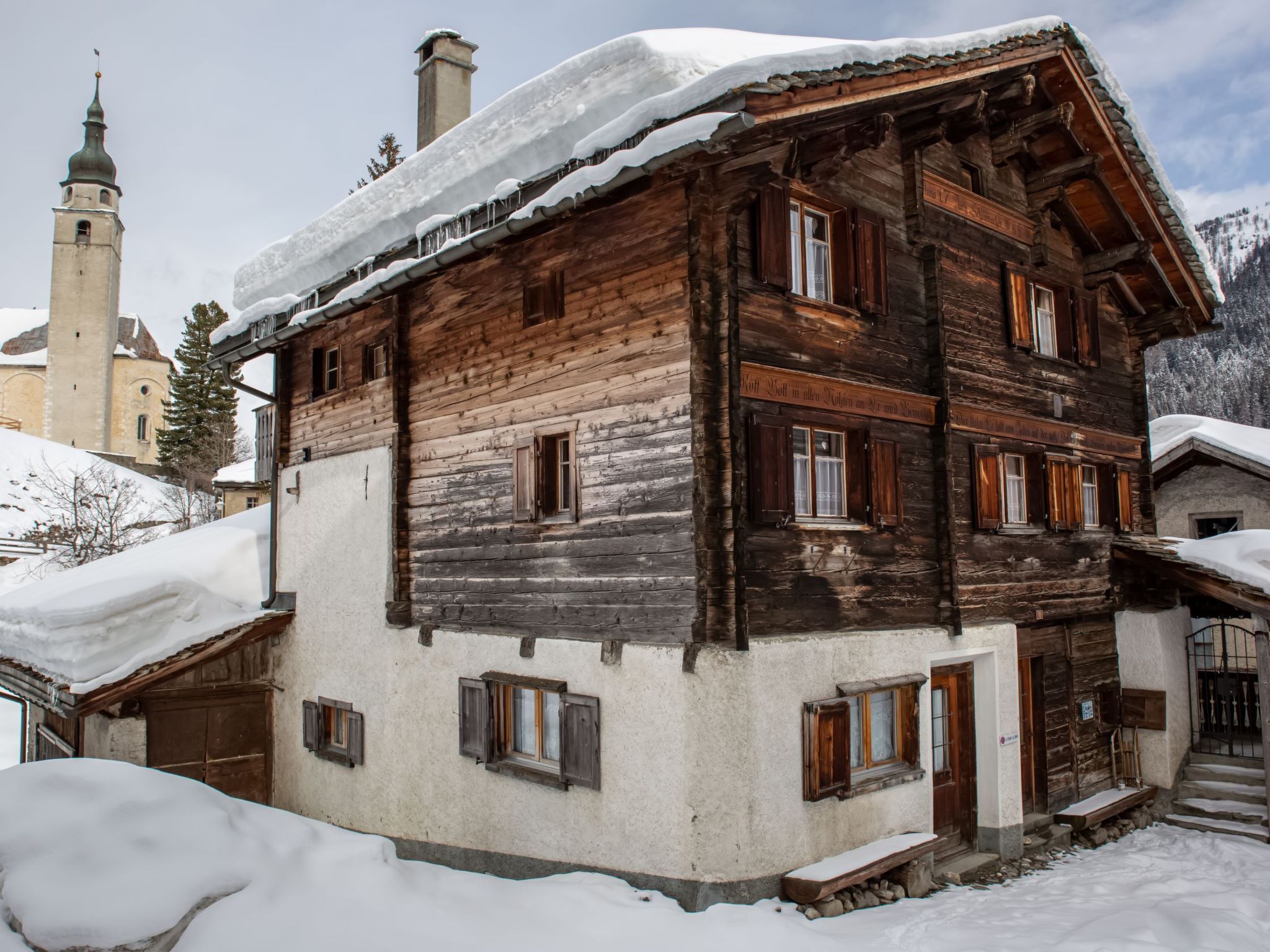 Ferienwohnungen Felder, (Splügen),