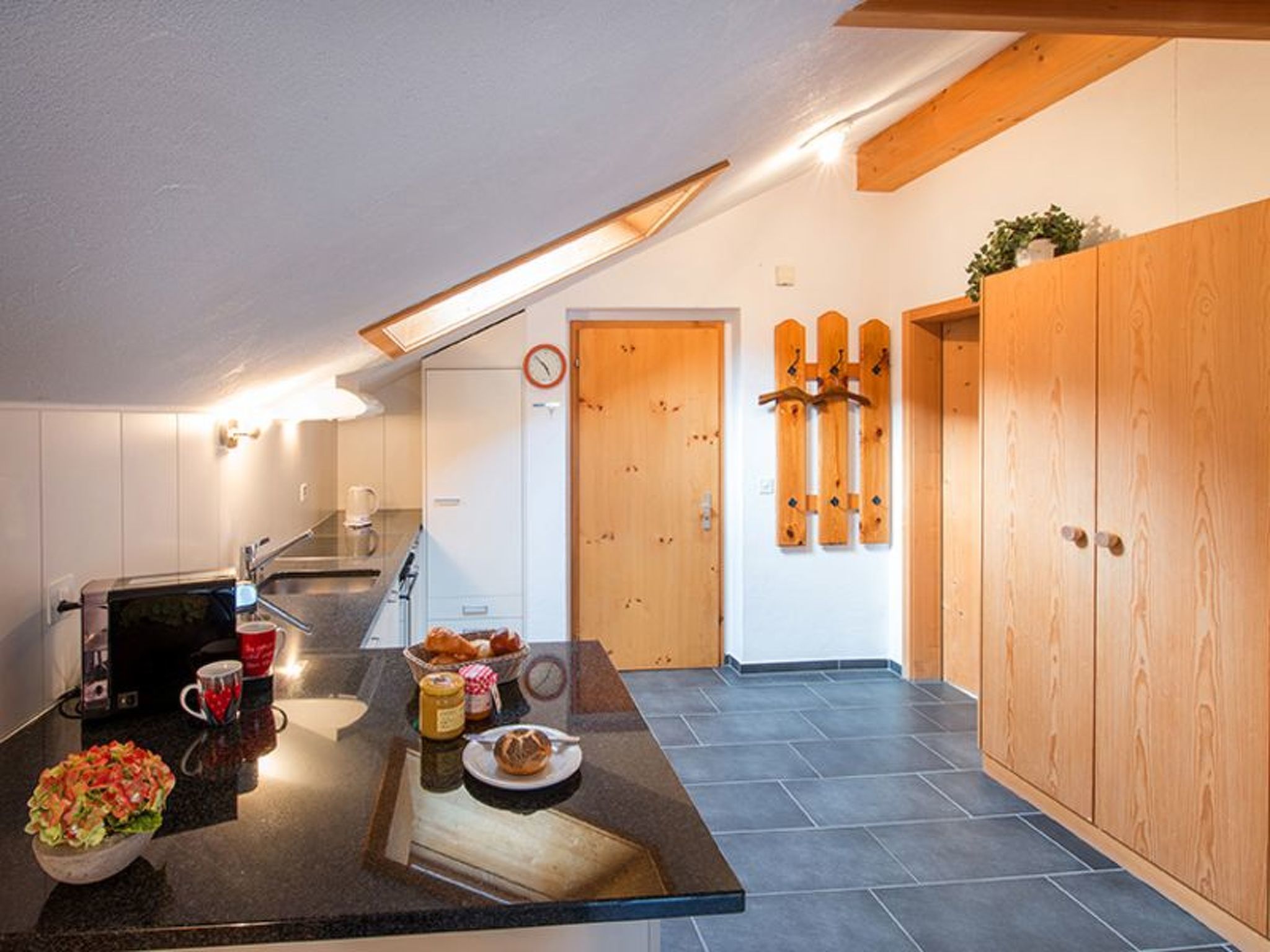 Appartement Ferienhaus Muntschi, (Andeer), – Cuisine et coin repas, photo 3 sur 32