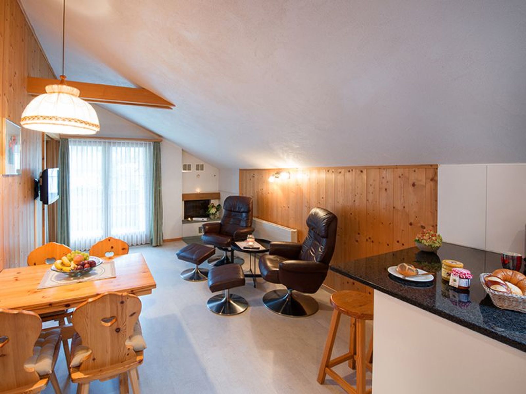 Appartement Ferienhaus Muntschi, (Andeer), – Cuisine et coin repas, photo 7 sur 32