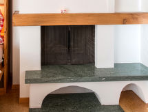 Muntschi in Andeer: Gezellig appartement met balkon in Viamala - thumbnail 6