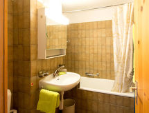 Muntschi in Andeer: Gezellig appartement met balkon in Viamala - thumbnail 5