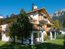 Knusse studio voor 2 in Andeer met balkon en bergzicht - thumbnail 3
