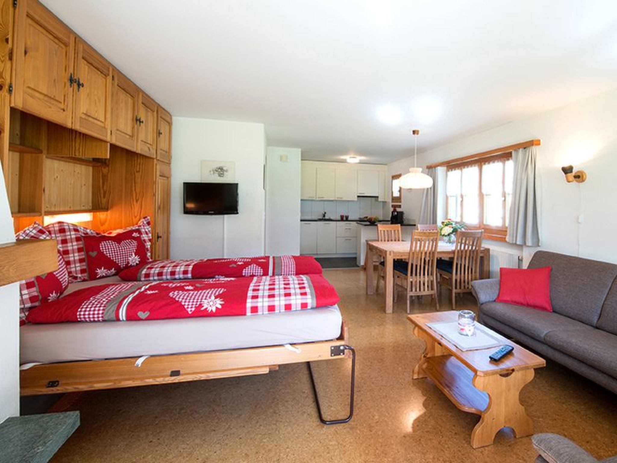 Appartement Ferienhaus Muntschi, (Andeer), – Chambre, photo 6 sur 32