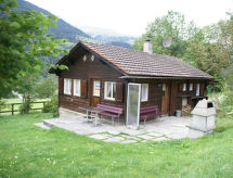 Knus chalet in Andeer met terras, tuin en uitzicht op de bergen - thumbnail 1