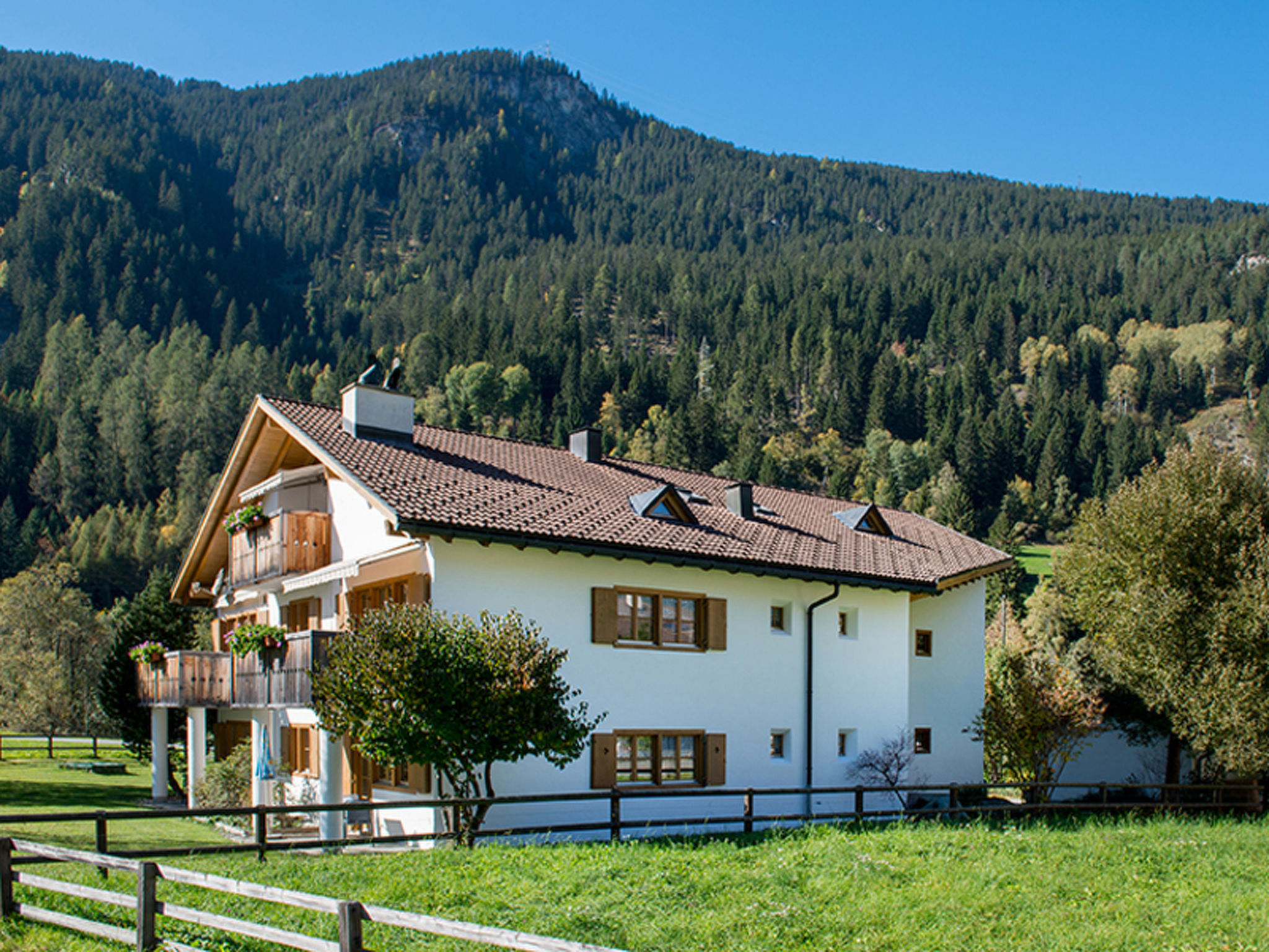 Muntschi, (Andeer). - Buiten