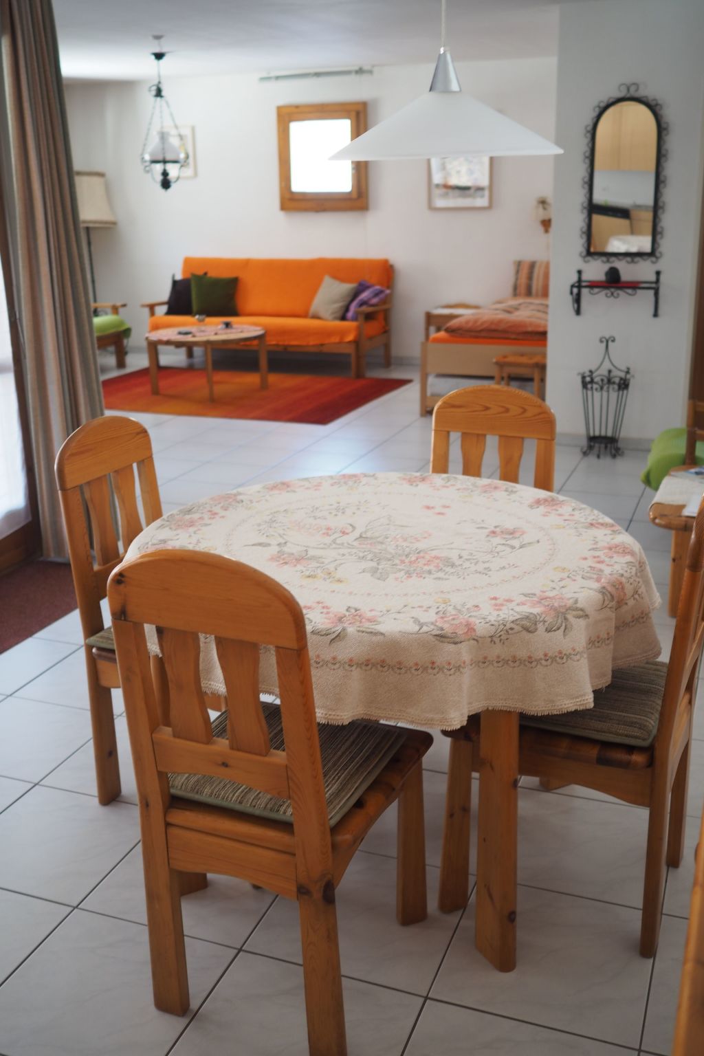 Appartement Wohnung Sut Baselgia, (Andeer), – Cuisine et coin repas, photo 8 sur 12