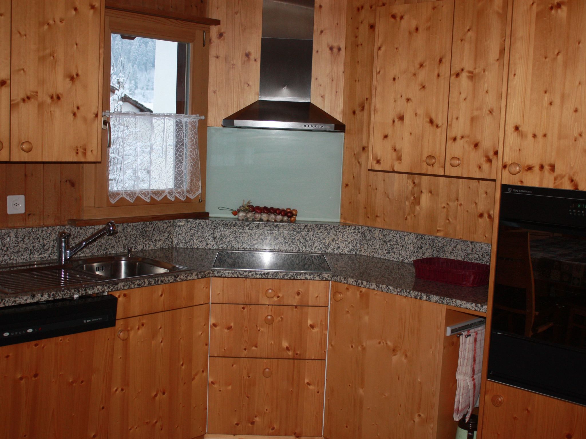 Appartement Tgea Sulagliva, (Andeer), – Cuisine et coin repas, photo 9 sur 16