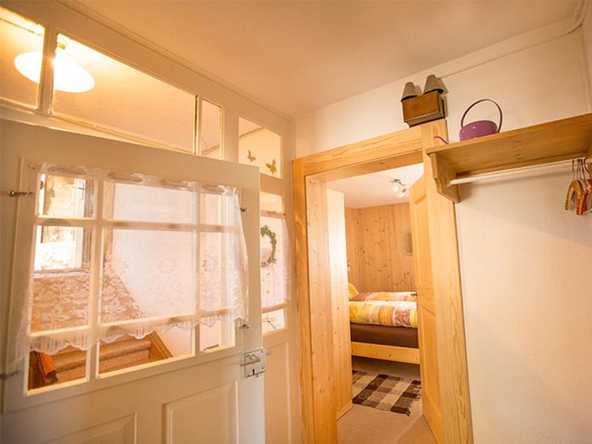 Tgesa Munts 2 EG Appartement/Fewo, Dusche oder Bad, WC, 3 Schlafräume - Image-tags.info