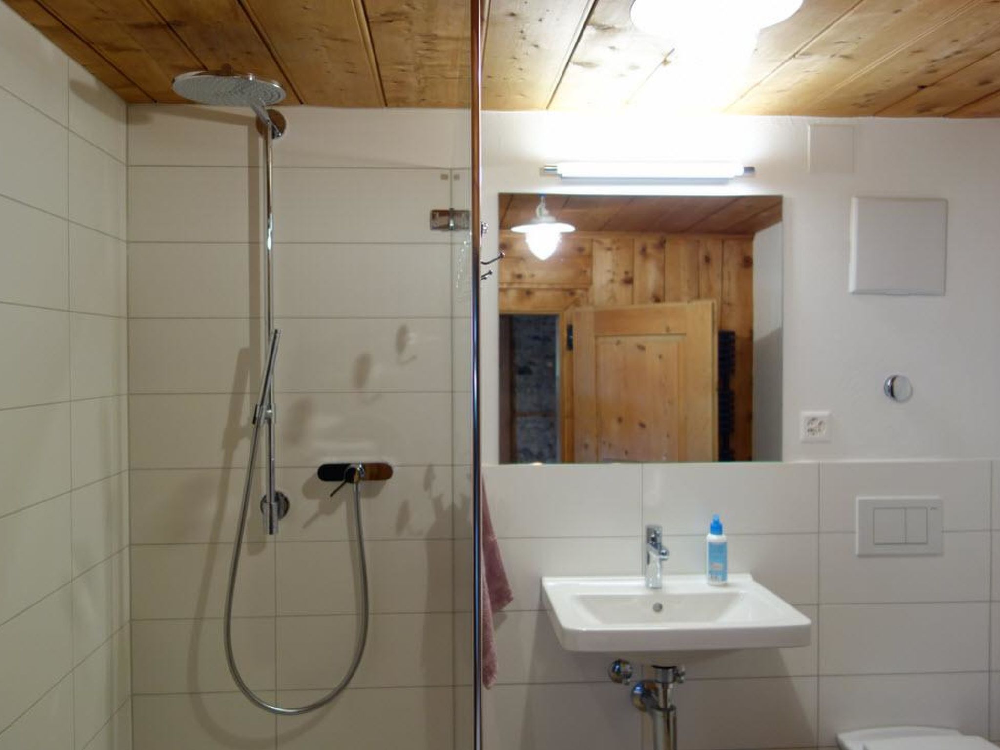 Tgesa Antgerna Appartement/Fewo, Bad, WC, 4 oder mehr Schlafräume - Image-tags.info