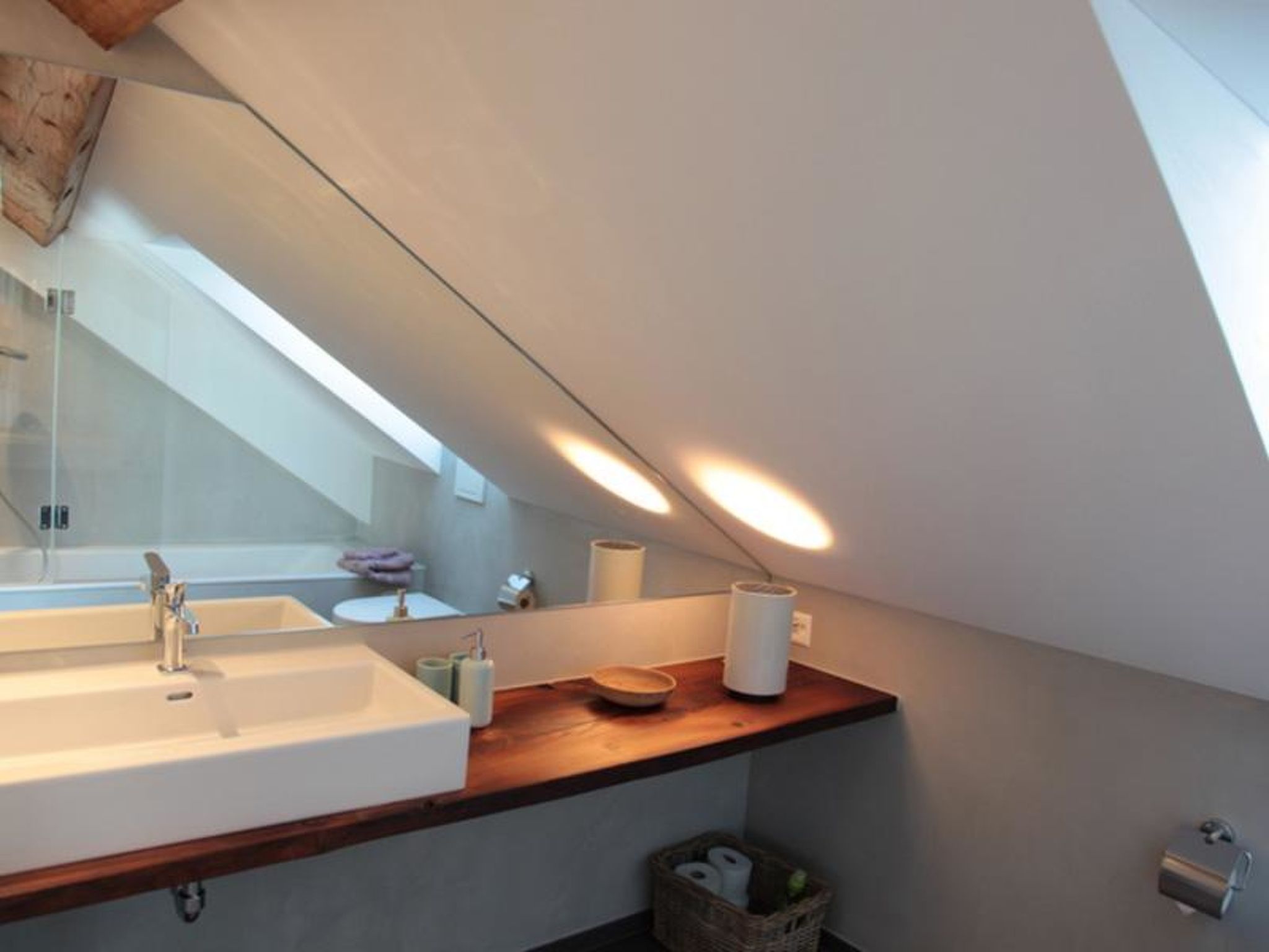 Tgesa Antgerna Appartement/Fewo, Bad, WC, 4 oder mehr Schlafräume - Image-tags.info