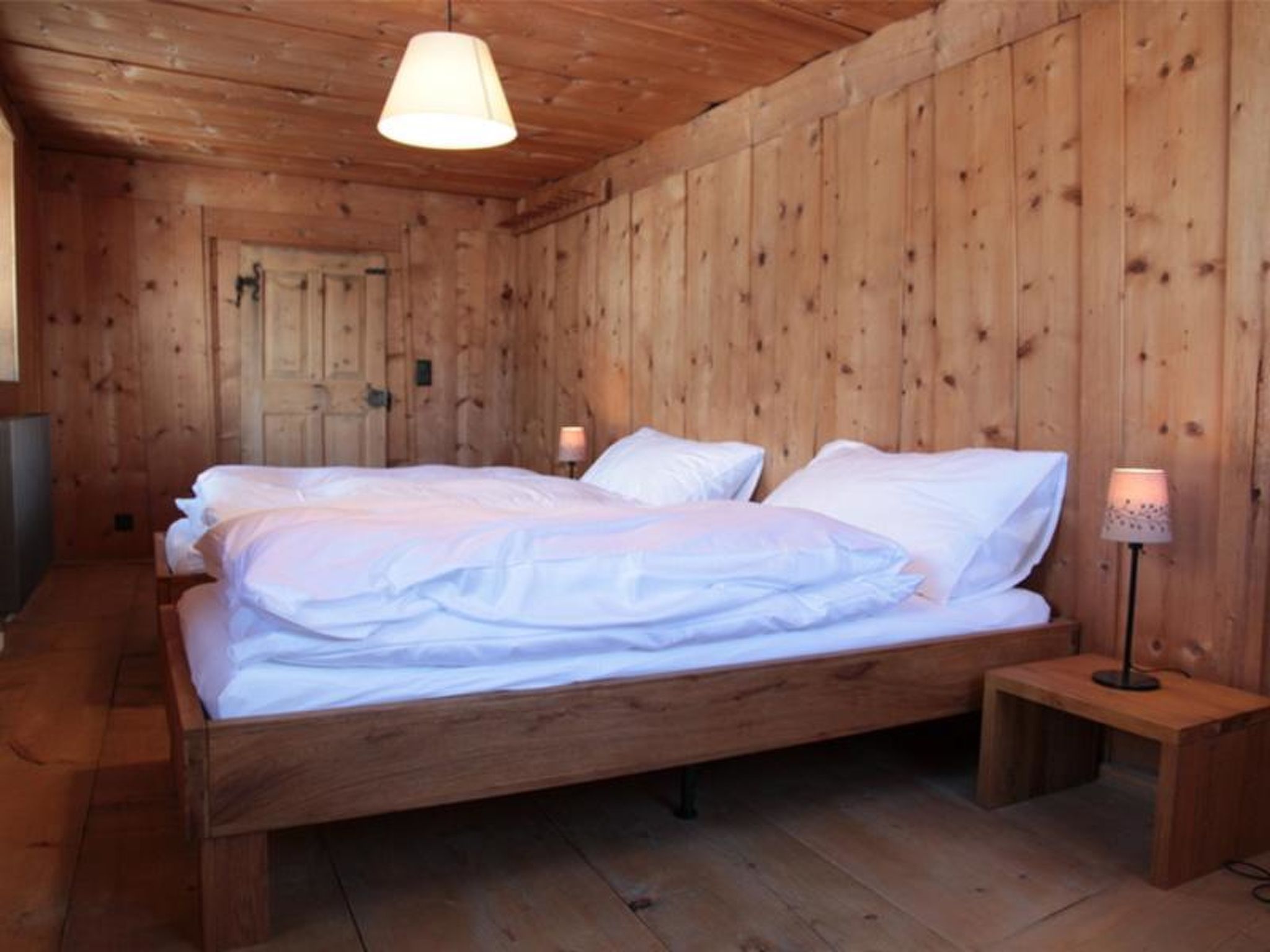 Tgesa Antgerna Appartement/Fewo, Bad, WC, 4 oder mehr Schlafräume