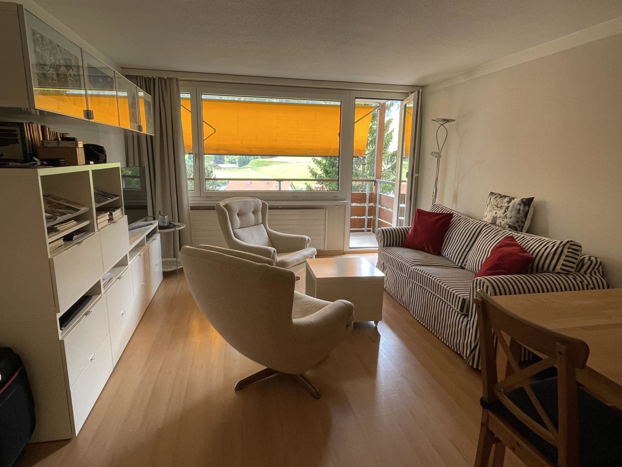 Tgesa Sunnmatt Nr 11 Appartement/Fewo, Dusche, WC, 1 Schlafraum