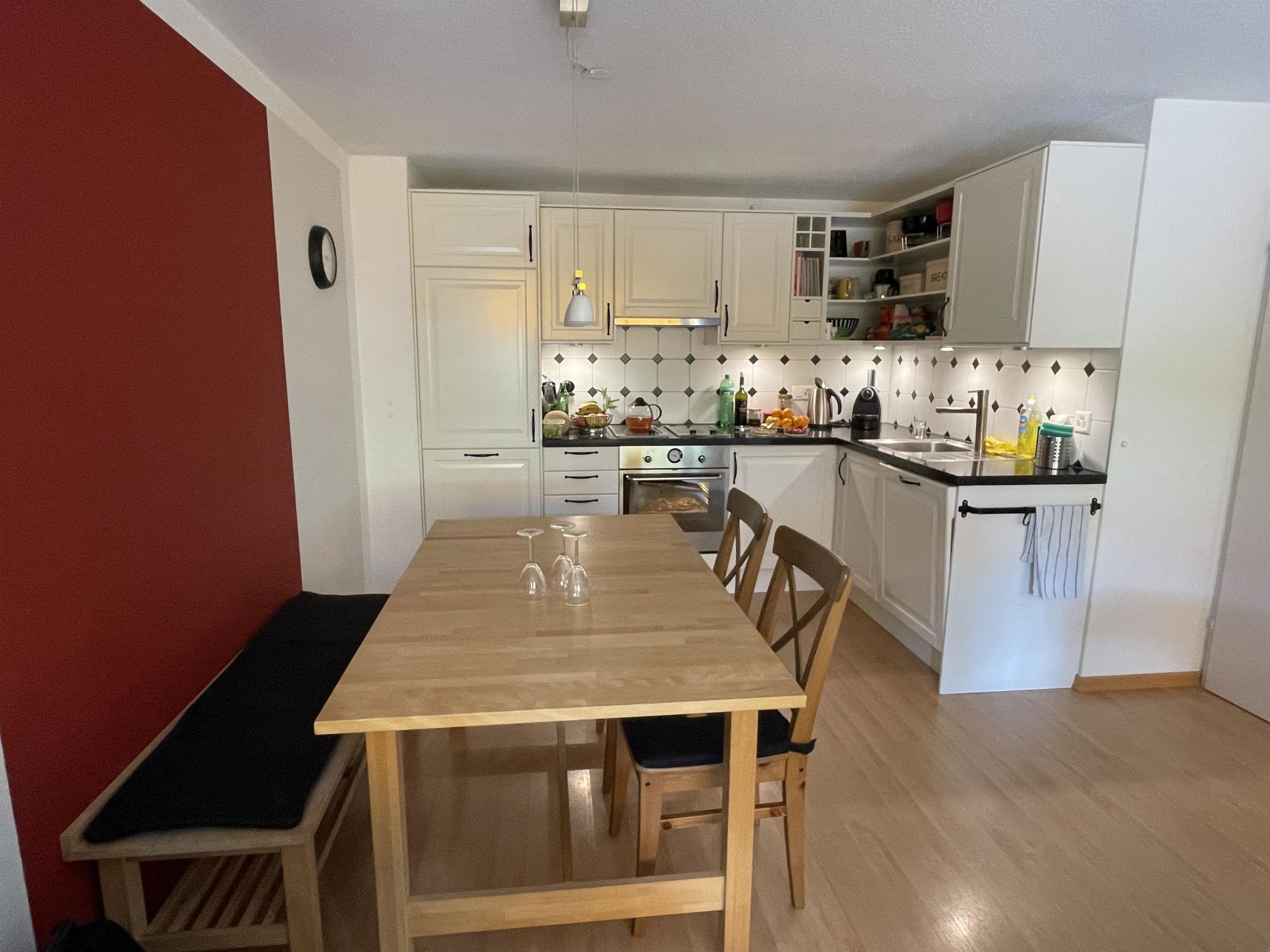 Tgesa Sunnmatt Nr 11 Appartement/Fewo, Dusche, WC, 1 Schlafraum