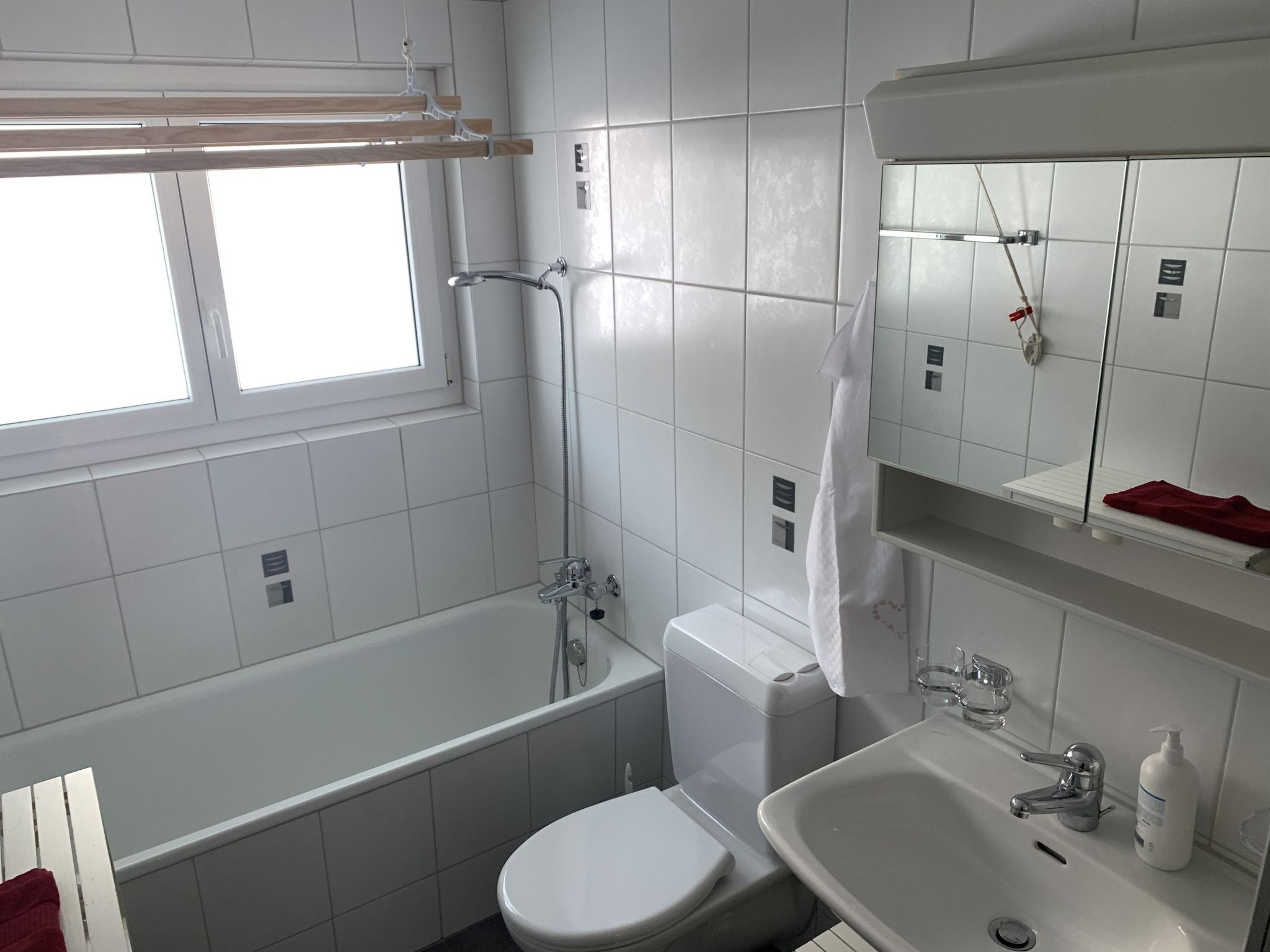 Tgesa Marlotscha Appartement/Fewo, Dusche oder Bad, WC, 3 Schlafräume - Image-tags.info