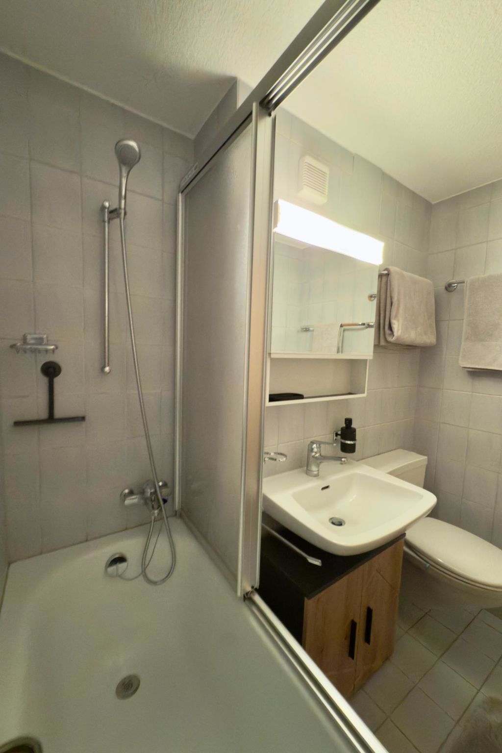 Cadras 14 Appartement/Fewo, Dusche oder Bad, WC, 2 Schlafräume - Image-tags.info