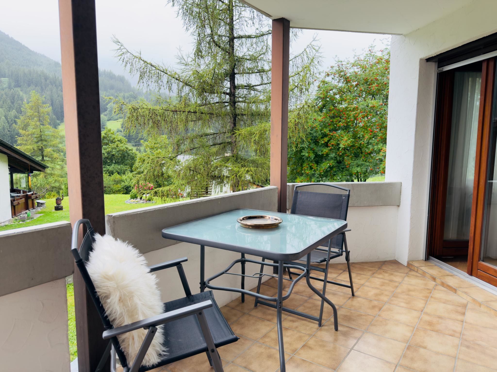 Cadras 14 Appartement/Fewo, Dusche oder Bad, WC, 2 Schlafräume